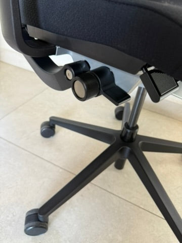 Silla Steelcase Think V2 -  Preowned