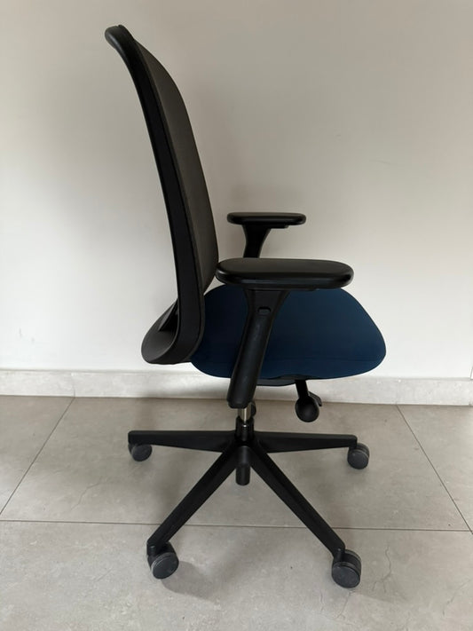 Herman Miller Lino Preowned