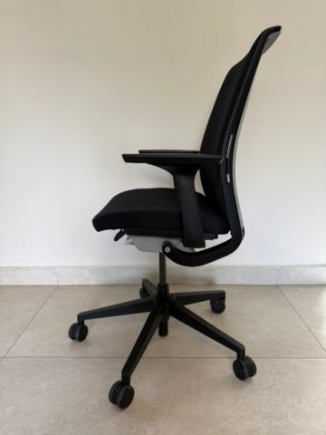 Silla Steelcase Think V2 -  Preowned