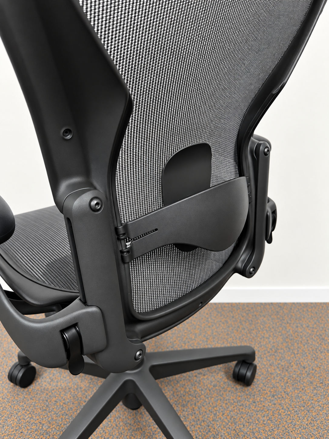 Aeron Herman Miller Equipada Remastered Talla B - Preowned