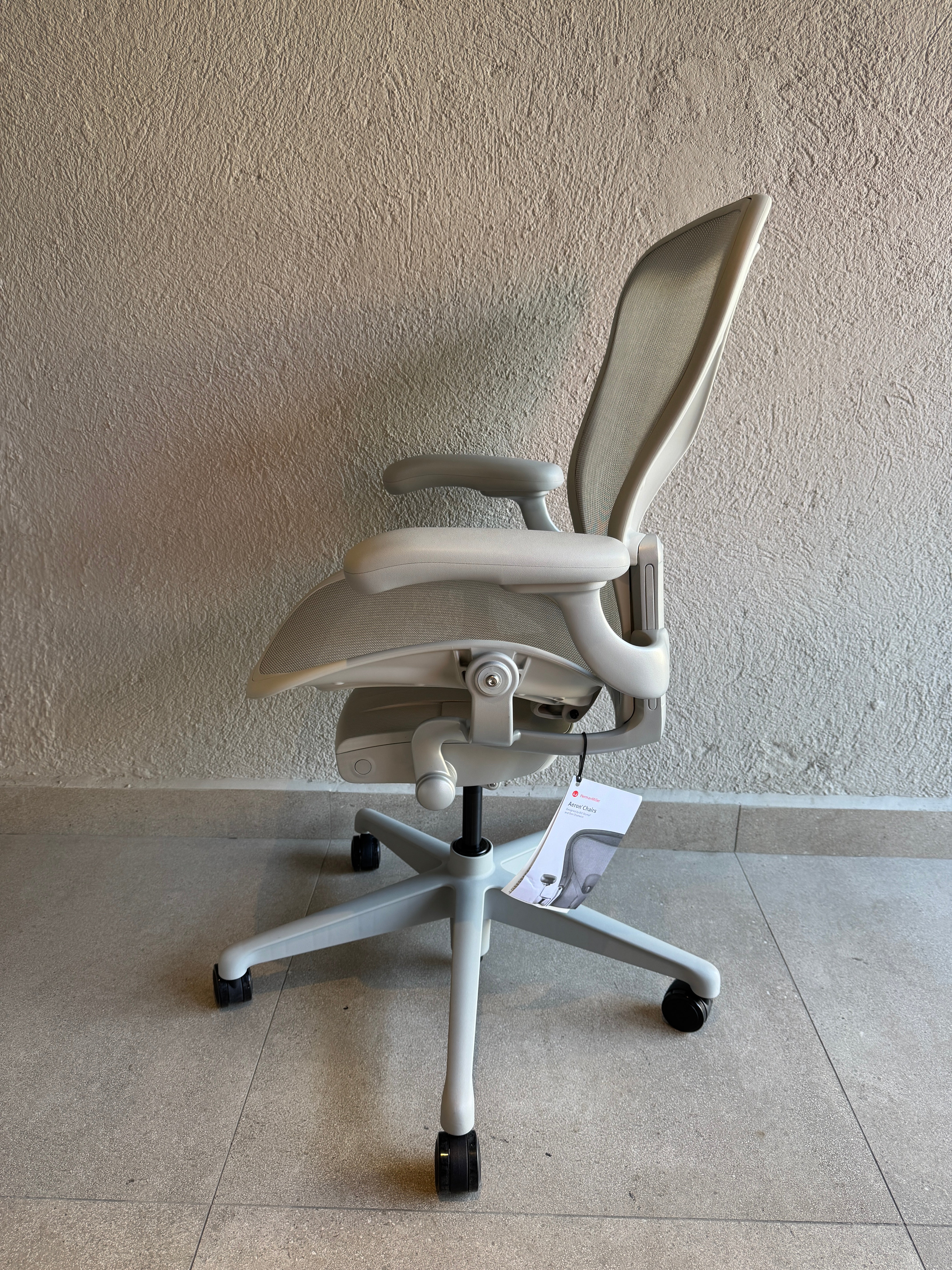Silla Aeron Herman Miller Nueva de exhibición