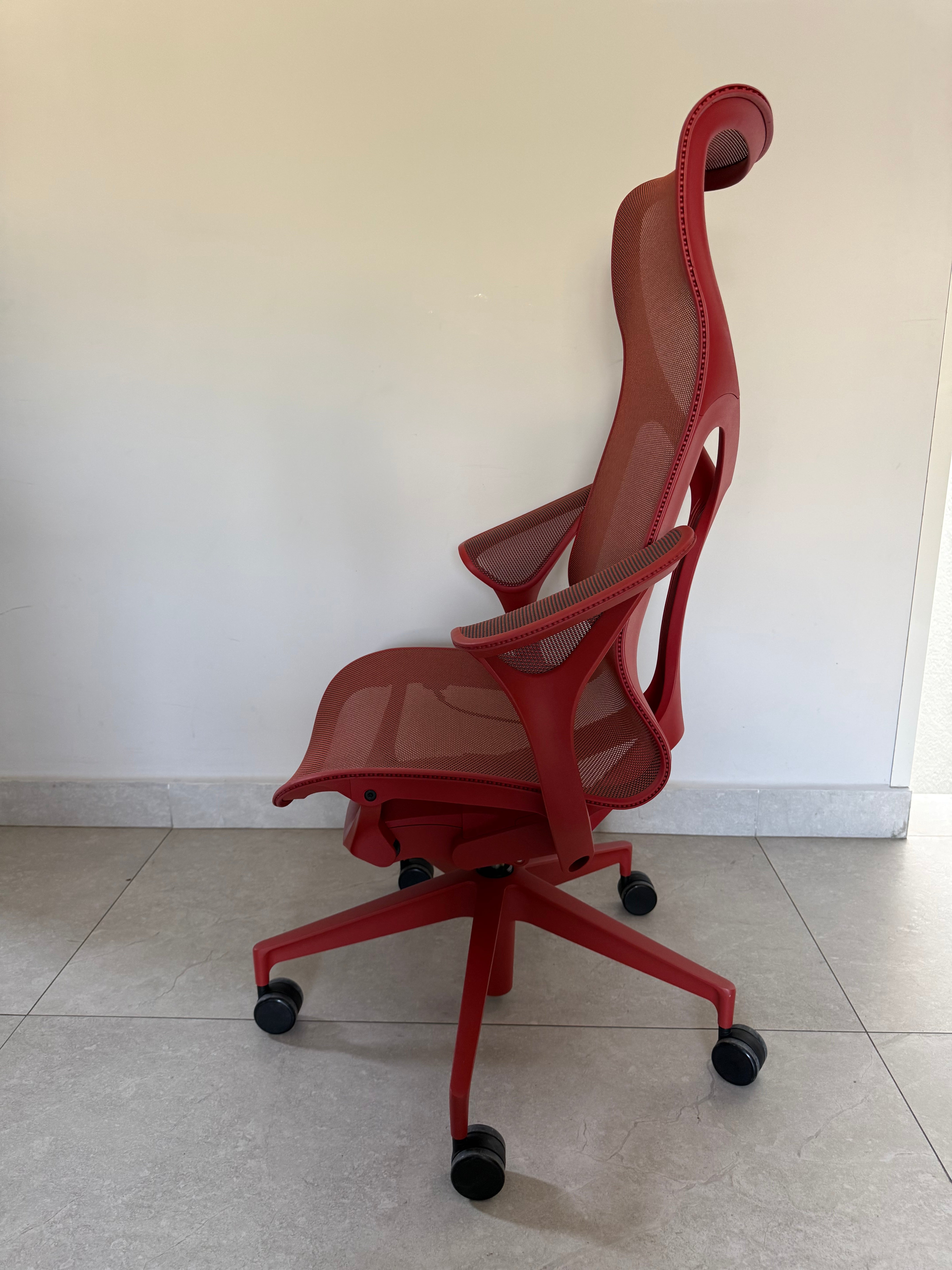 Silla Cosm Alta Brazo Leaf Canyon Herman Miller - Preowned