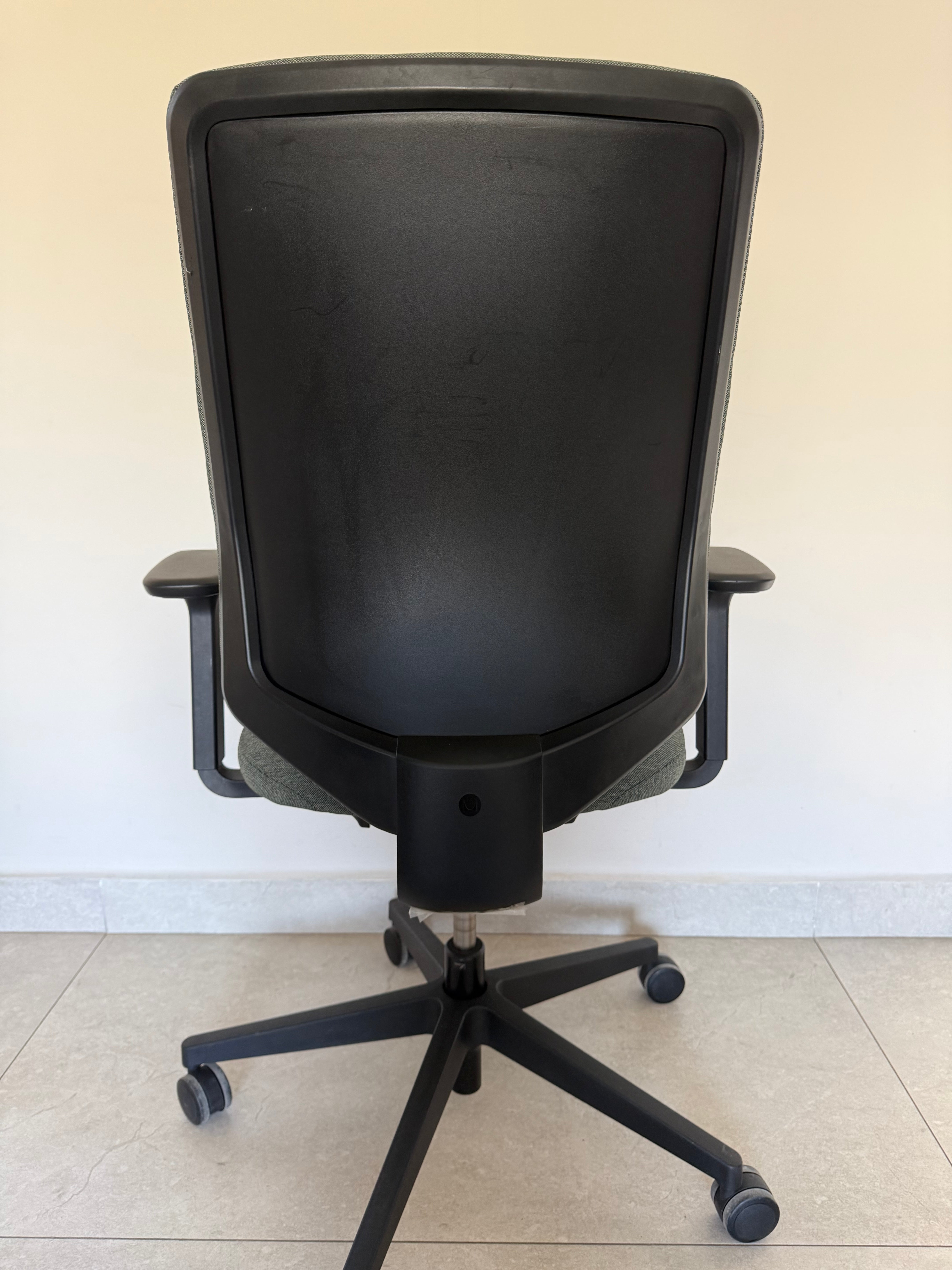 Silla Verus Acolchada Verde Herman Miller - Preowned