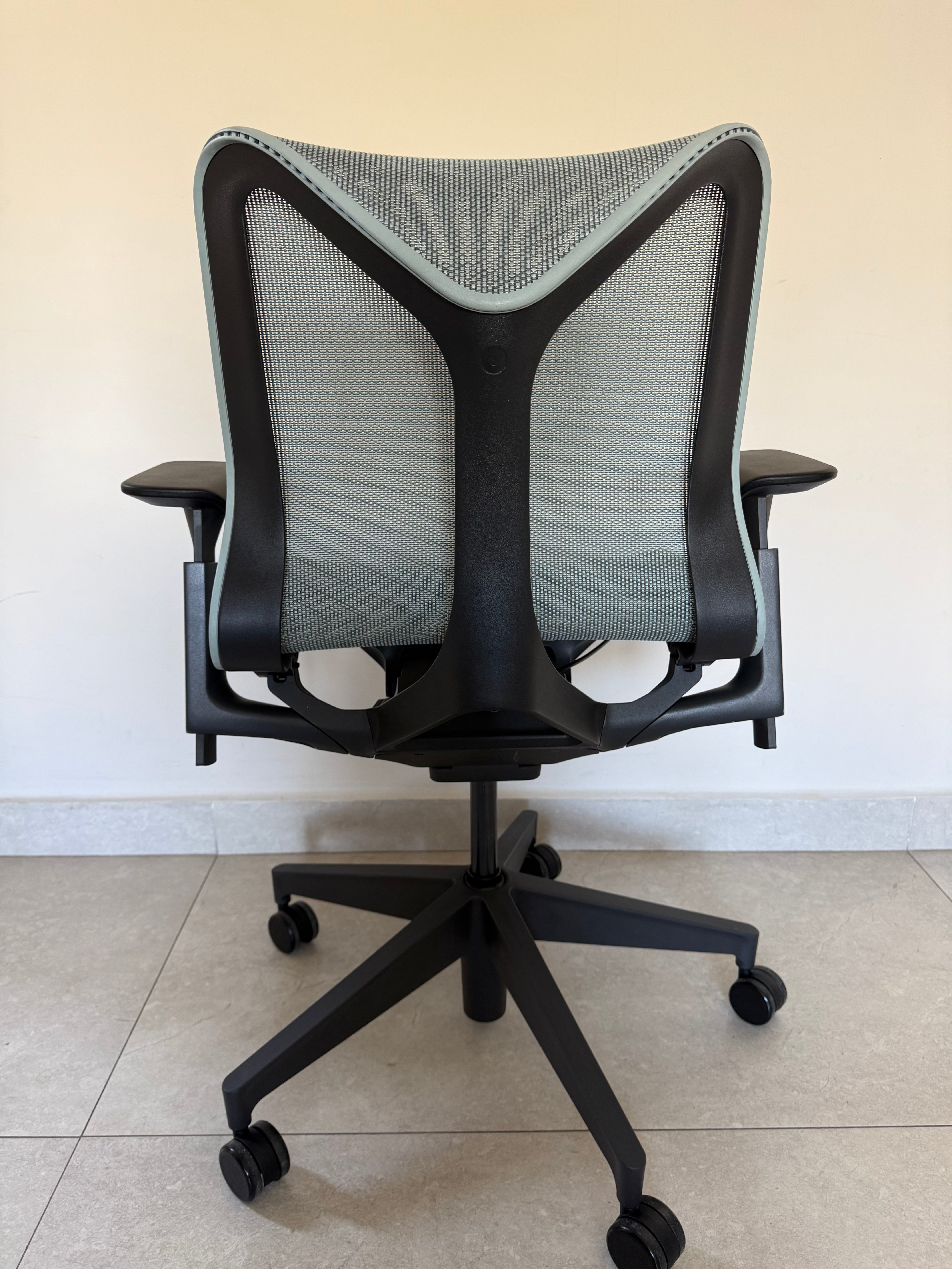 Silla Cosm Baja - Herman Miller