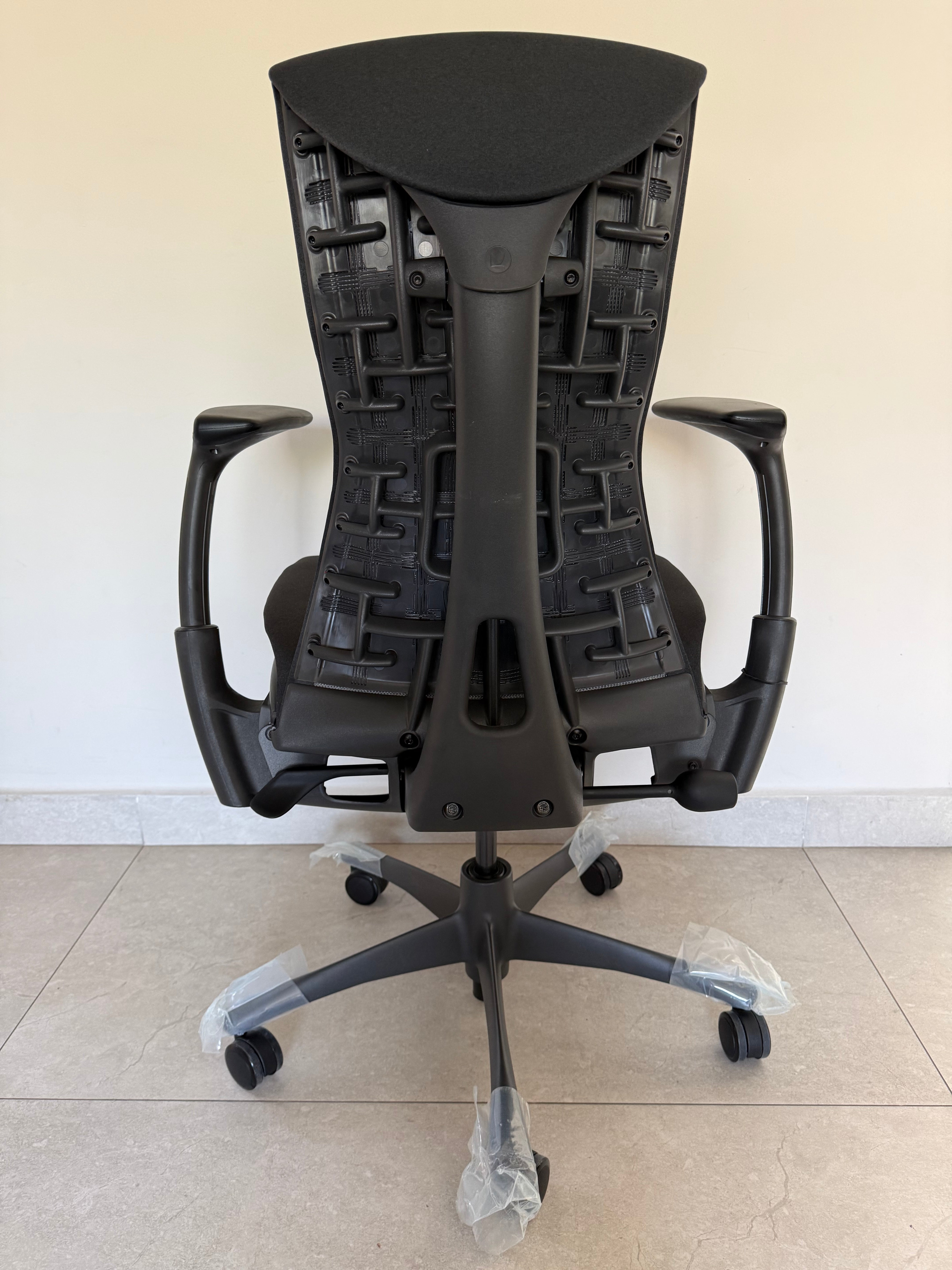 Embody Negro Liso - Herman Miller Nueva