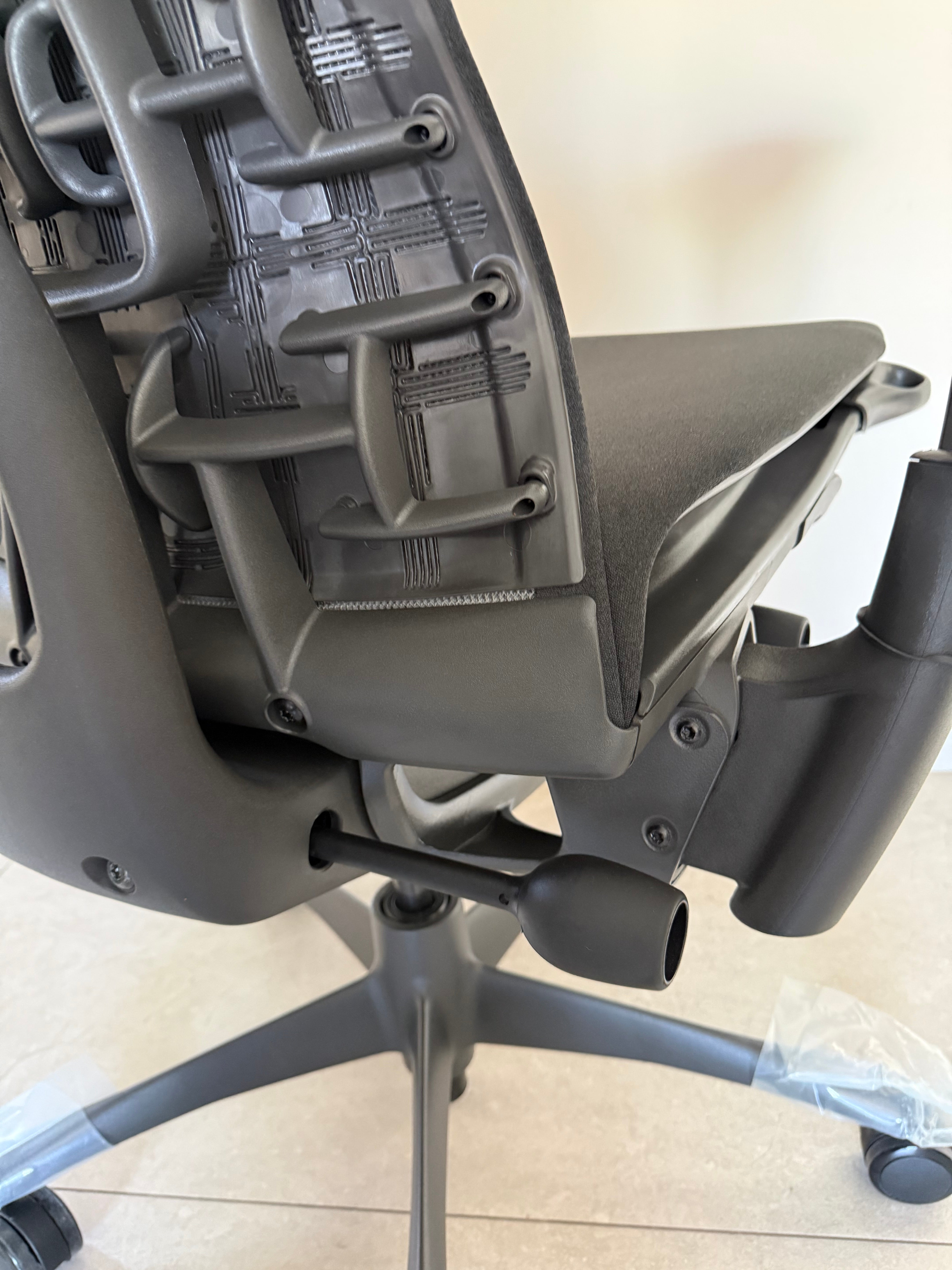 Embody Negro Liso - Herman Miller Nueva