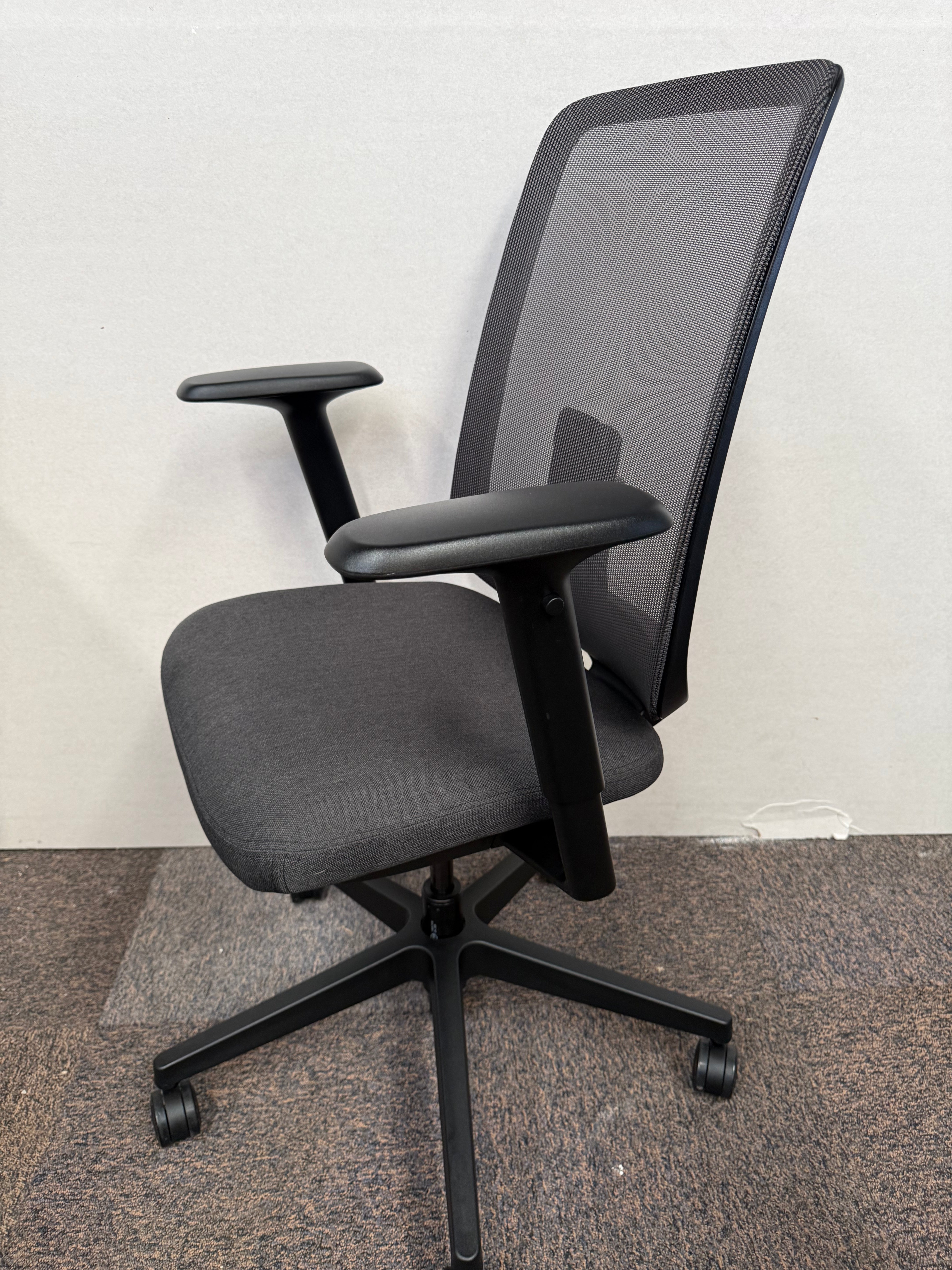 Silla Verus Interweave Equipada Herman Miller - Exhibicion