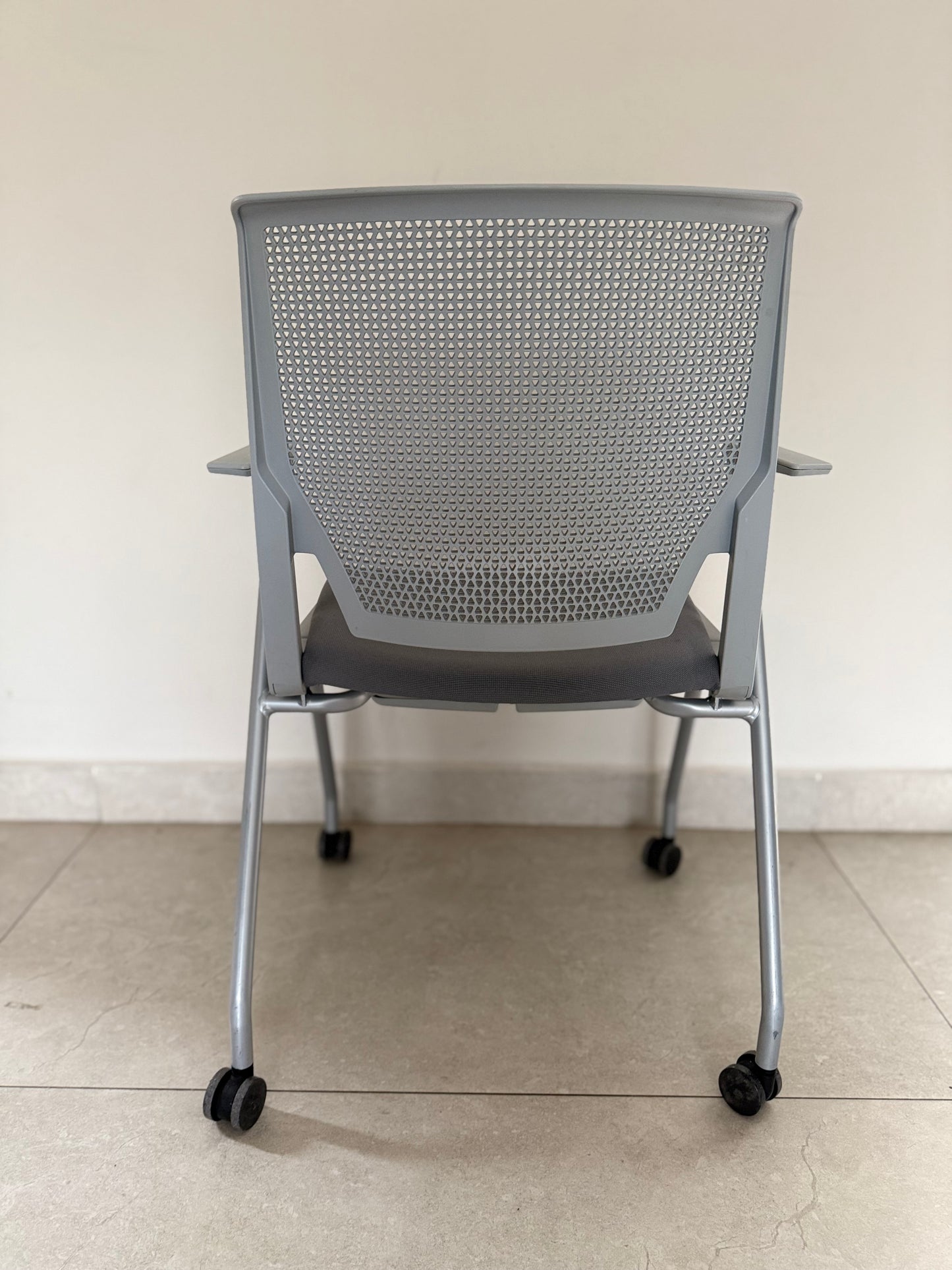 Silla Haworth Very - Preowned