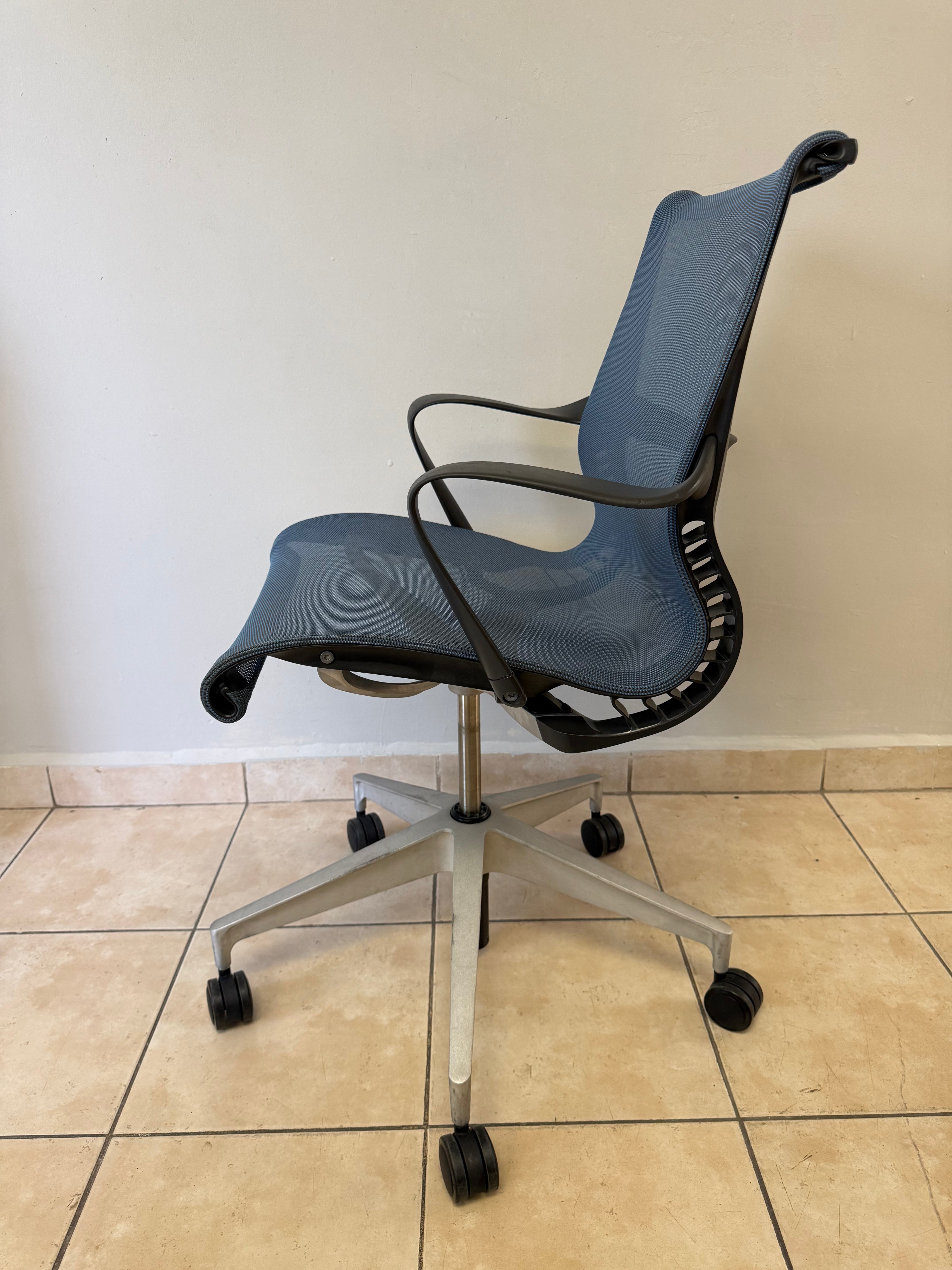Silla Herman Miller Setu Azul - Preowned