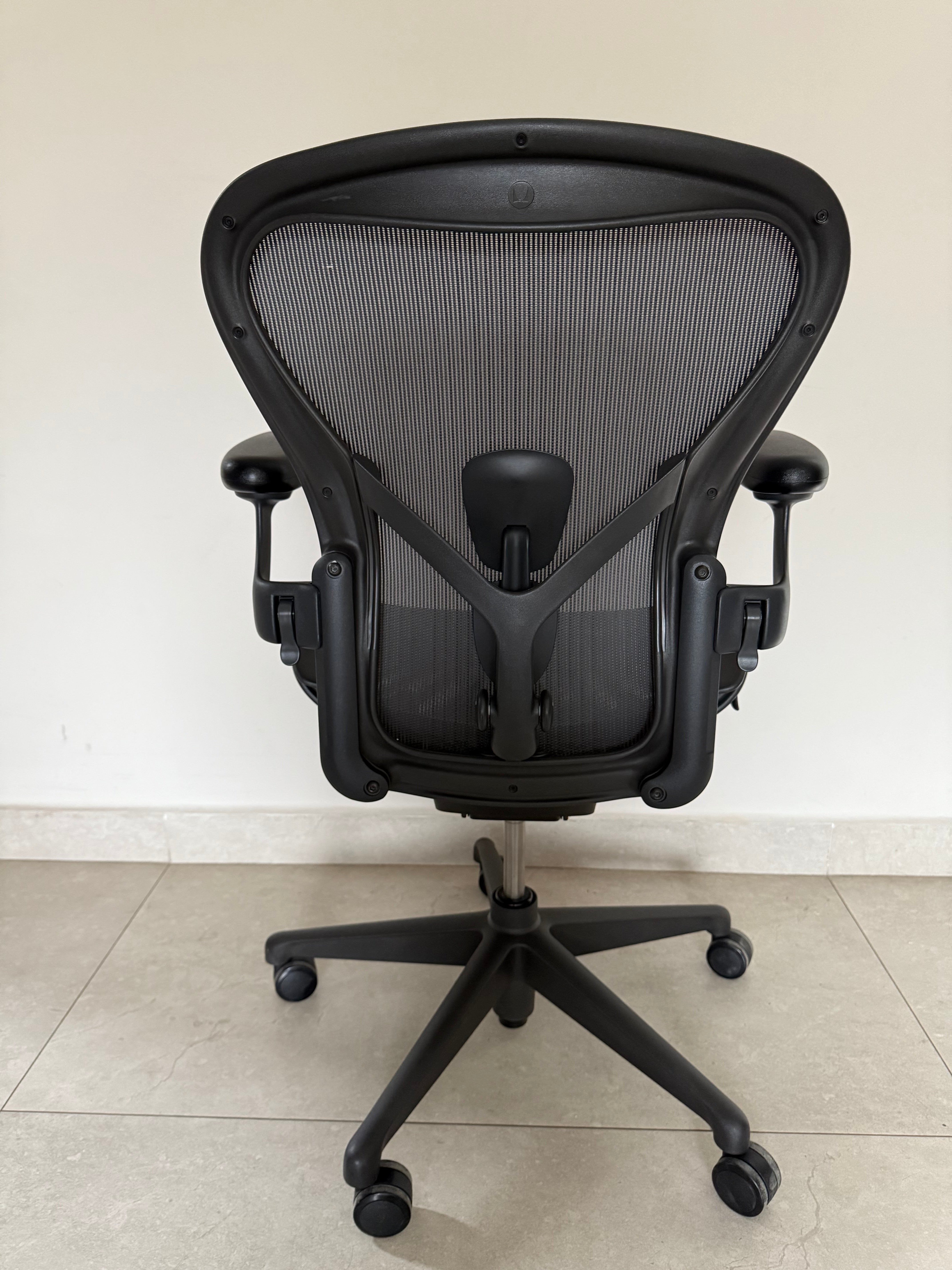 Aeron Grafito PostureFit SL talla B Exhibición