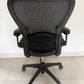 Aeron Classic talla C Equipada Brazos ajustables y Soporte lumbar