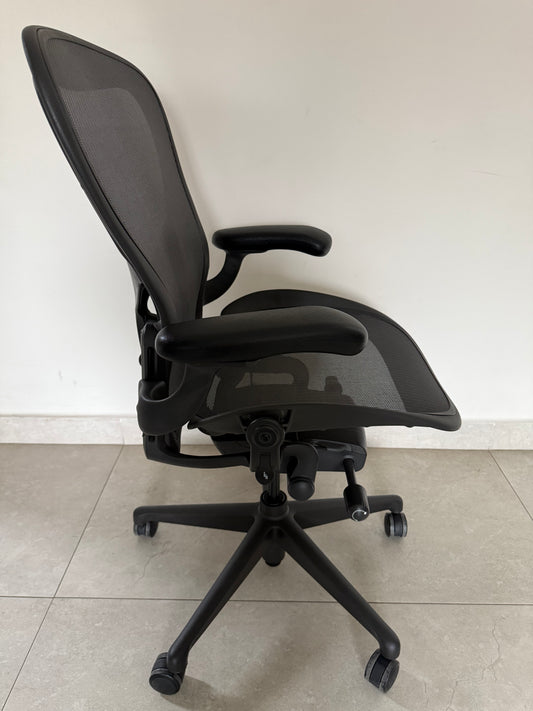 Aeron Grafito Posture Fit SL talla C - Exhibición