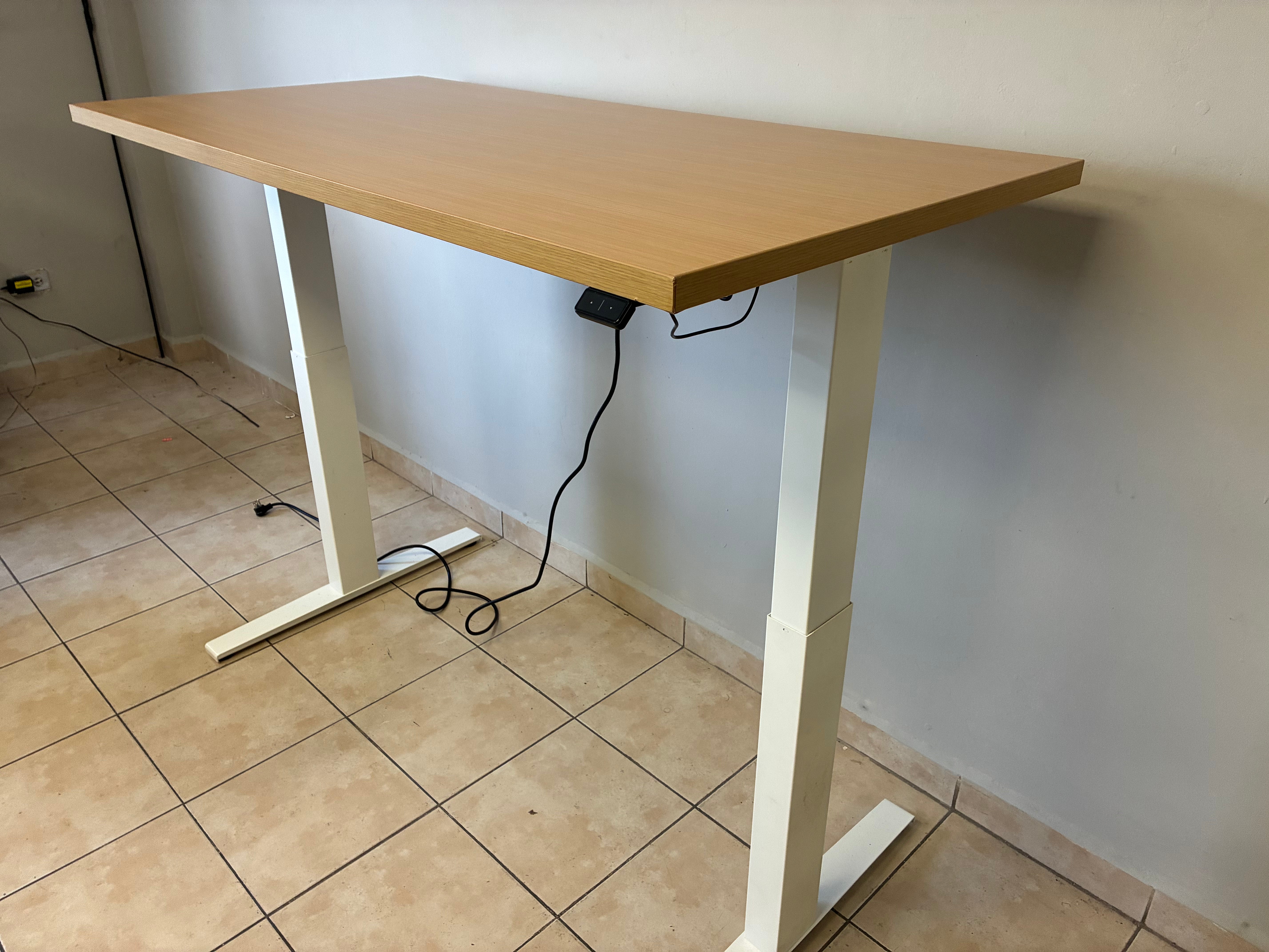 Escritorio Altura Ajustable Beige Herman Miller