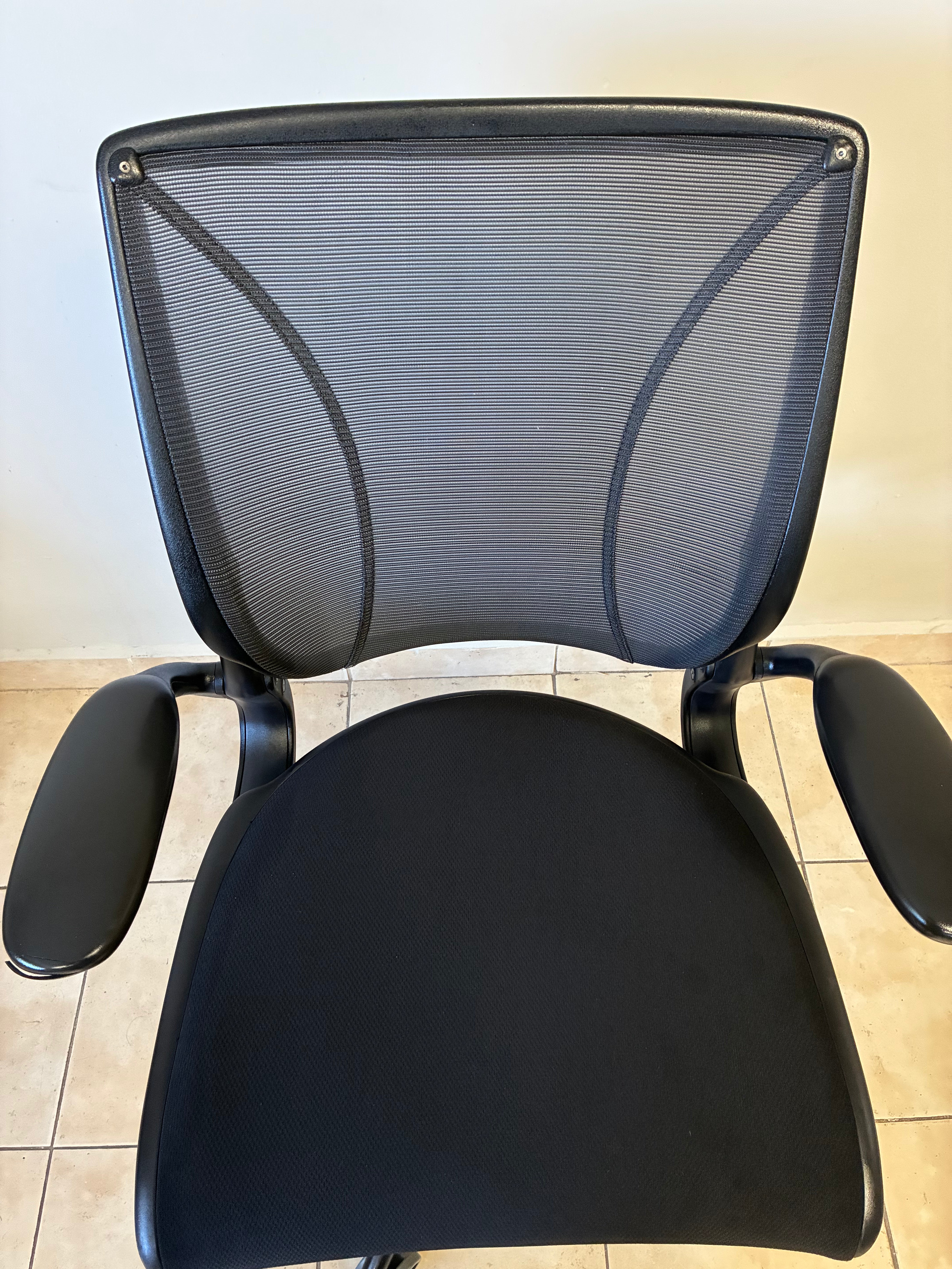 Silla Humanscale World Negro