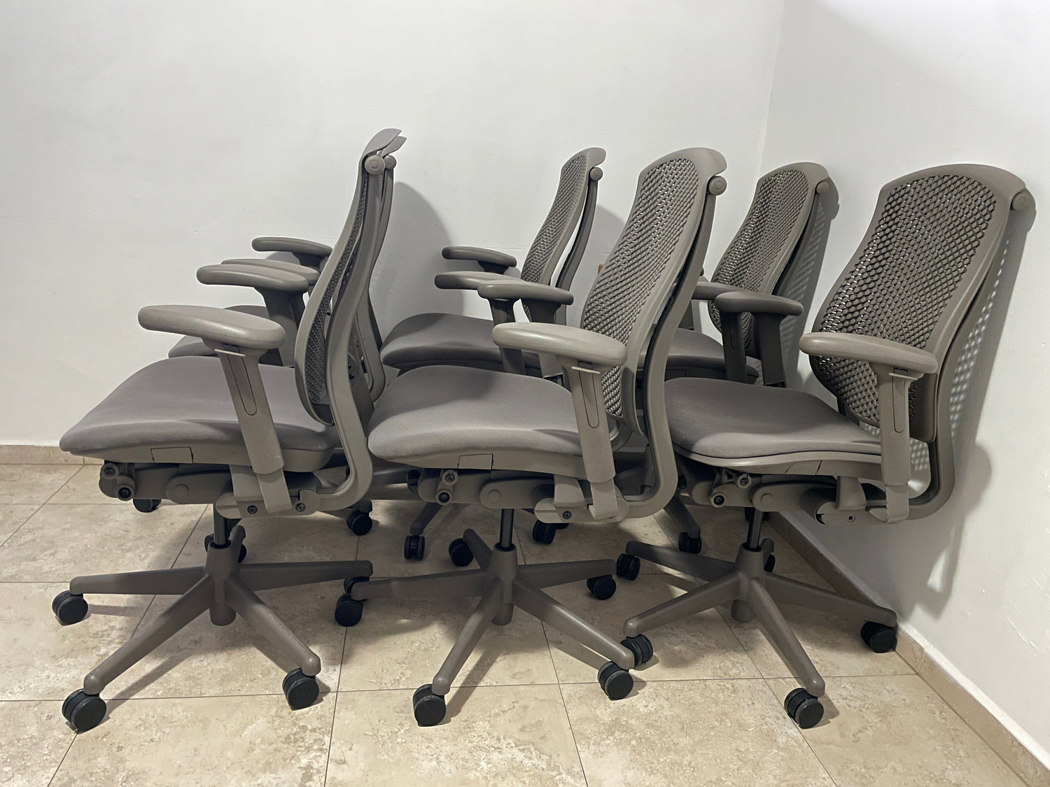 Sillas y mobiliario de segunda mano