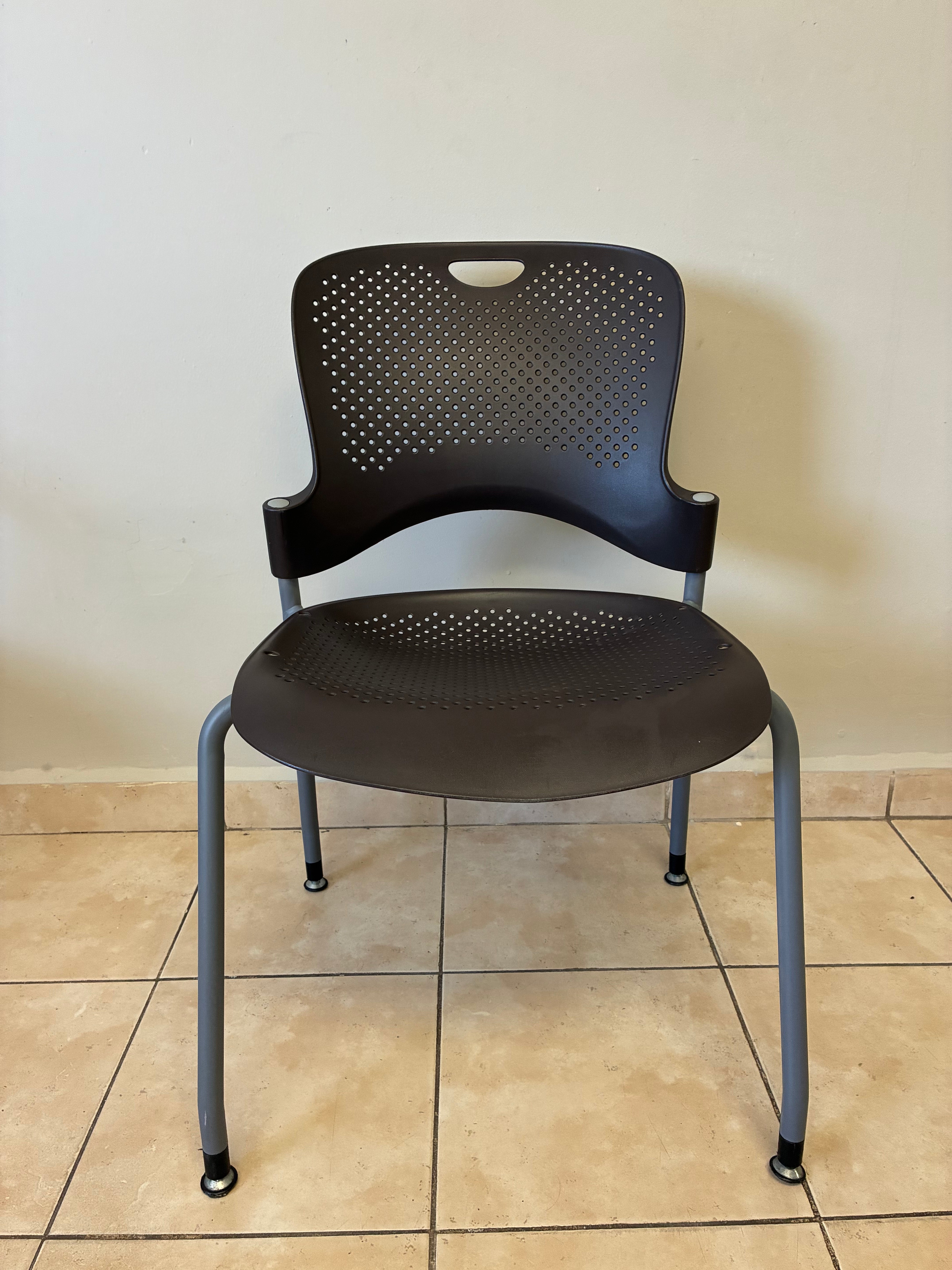 Silla Caper Café Herman Miller - Preowned