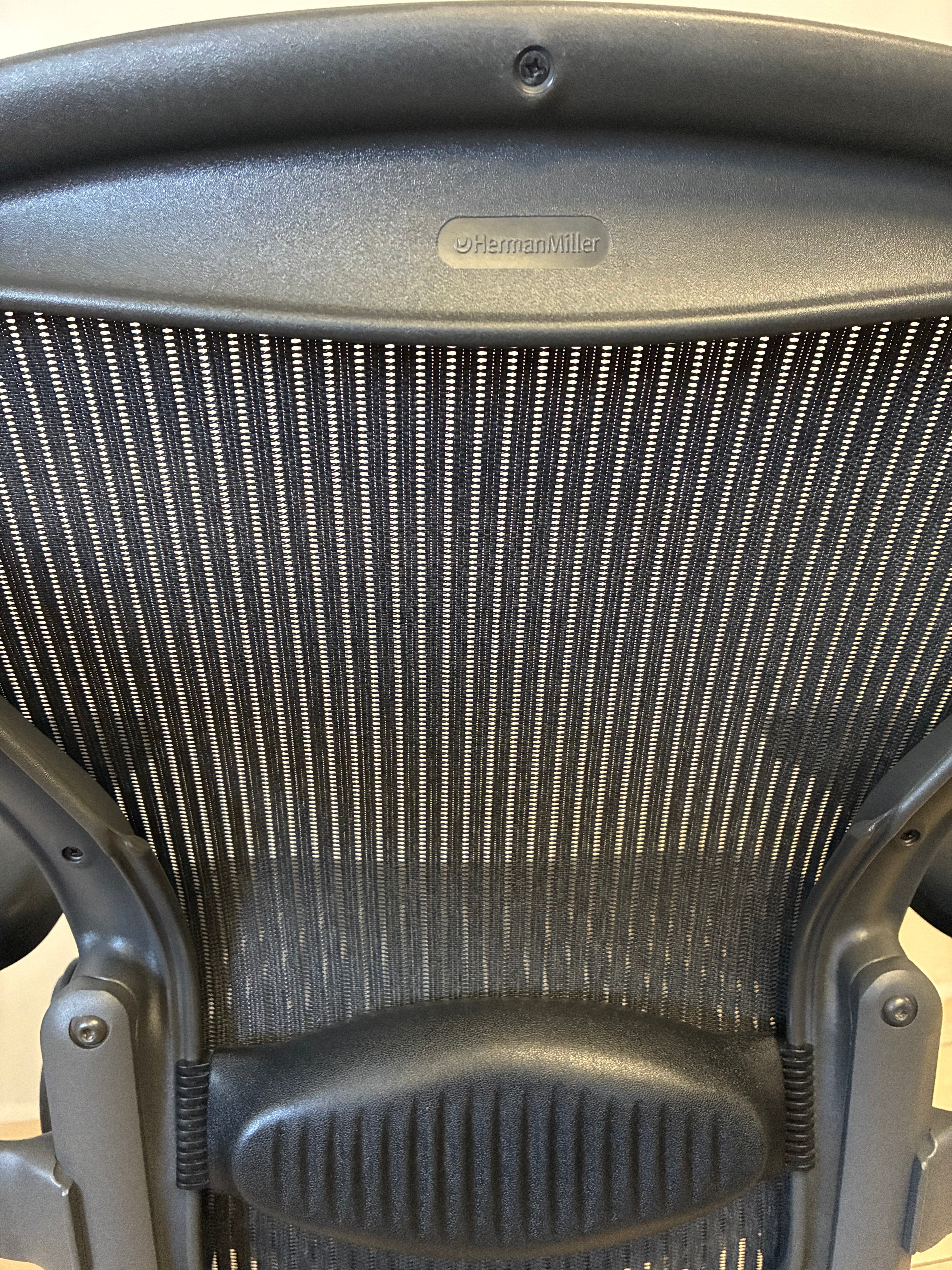 Silla Herman Miller Aeron Classic Talla B con Bloqueo