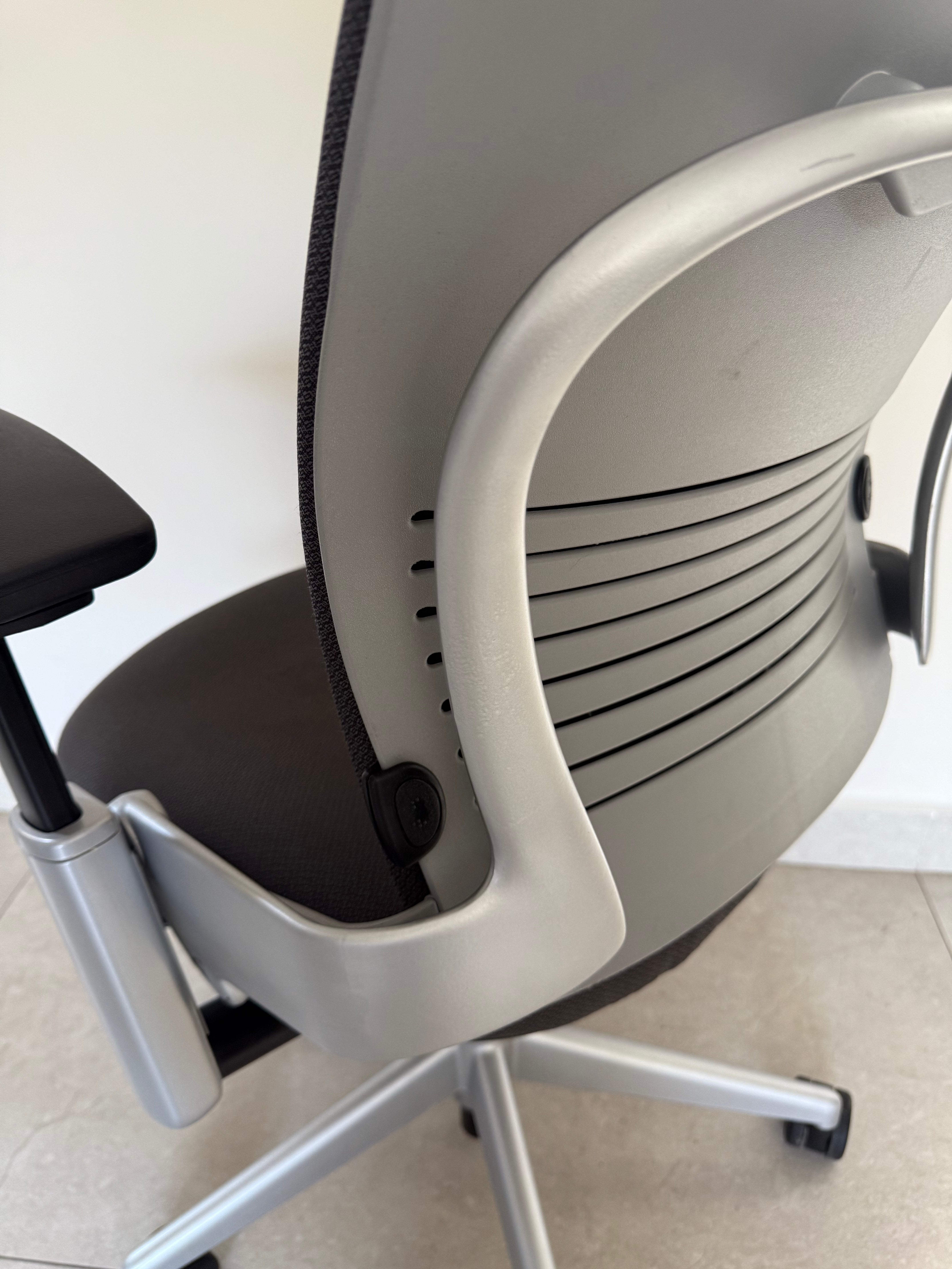 Steelcase Leap 2 Gris - Preowned