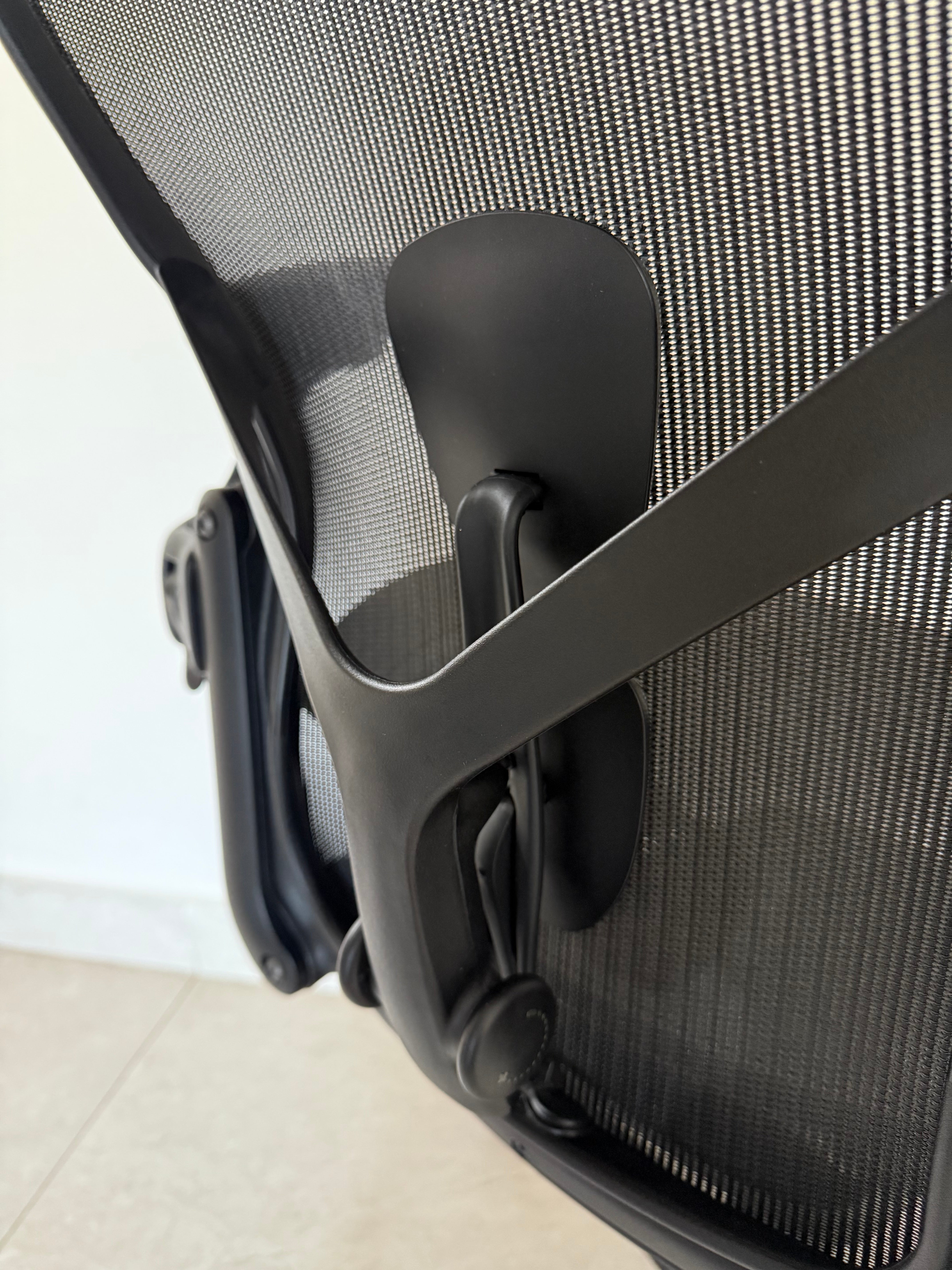 Aeron Onyx Posture Fit SL C - Preowned