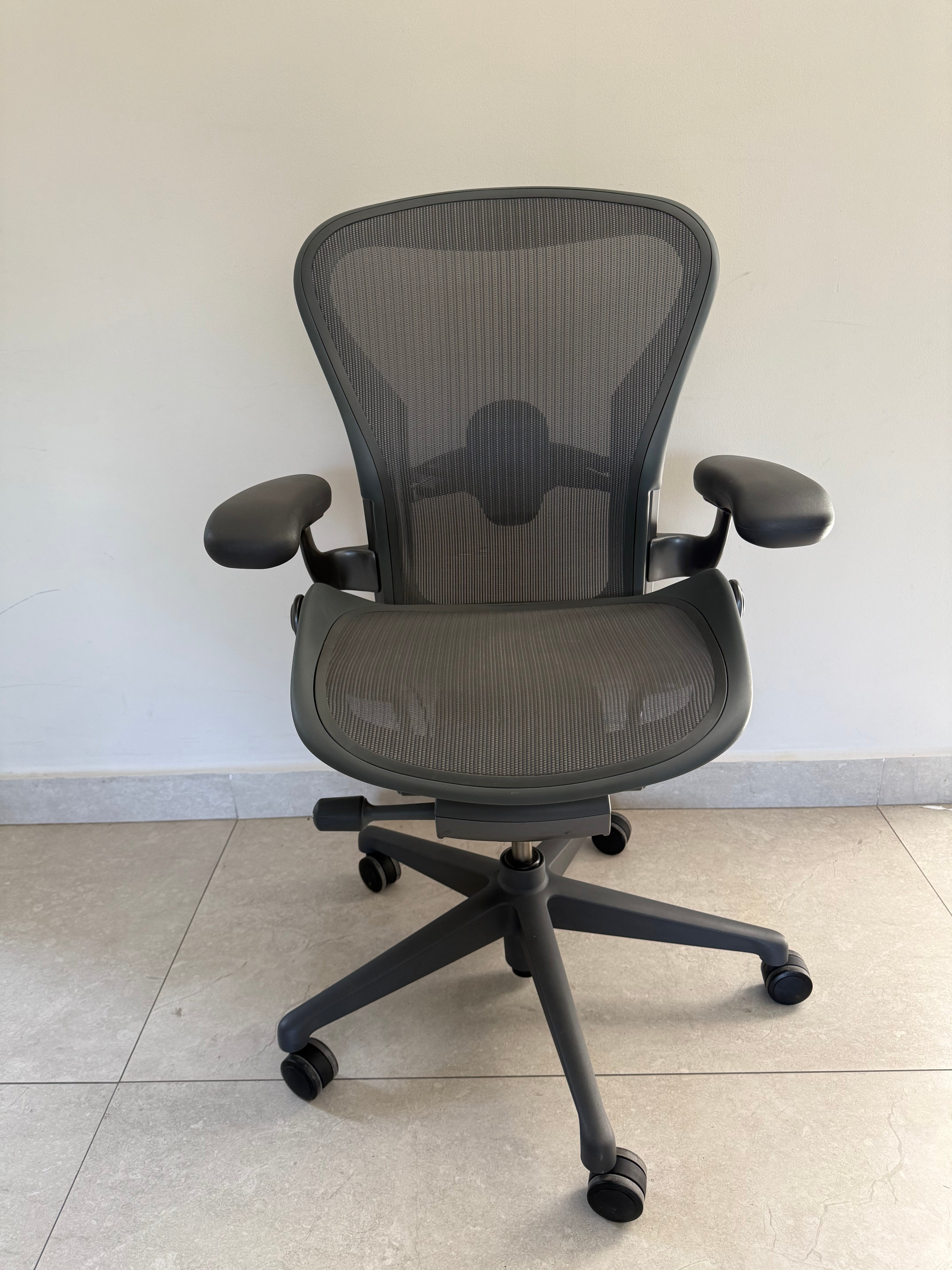 Silla Aeron Herman Miller Talla B Gris - Preowned