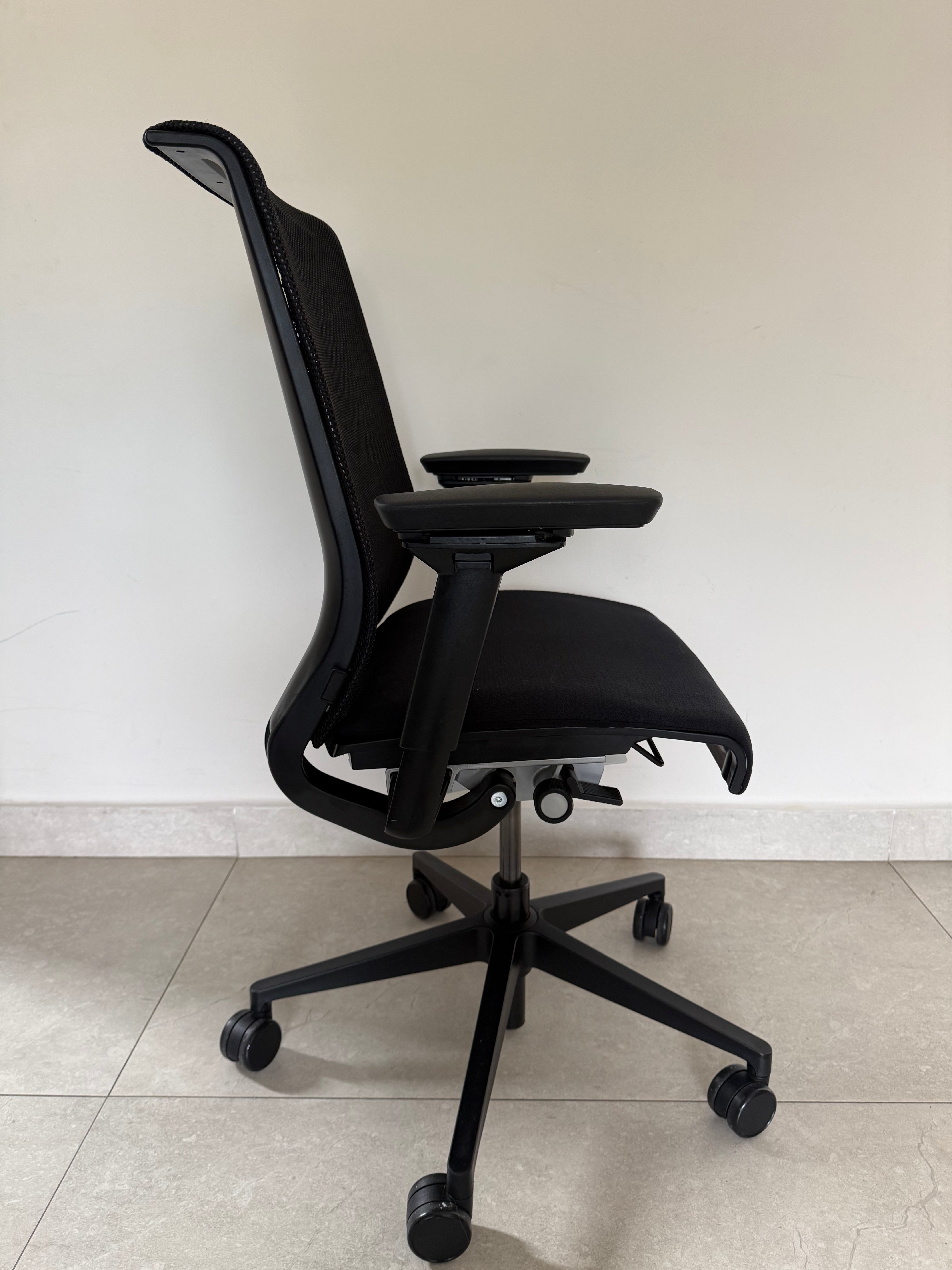 Silla Steelcase Think Preowned