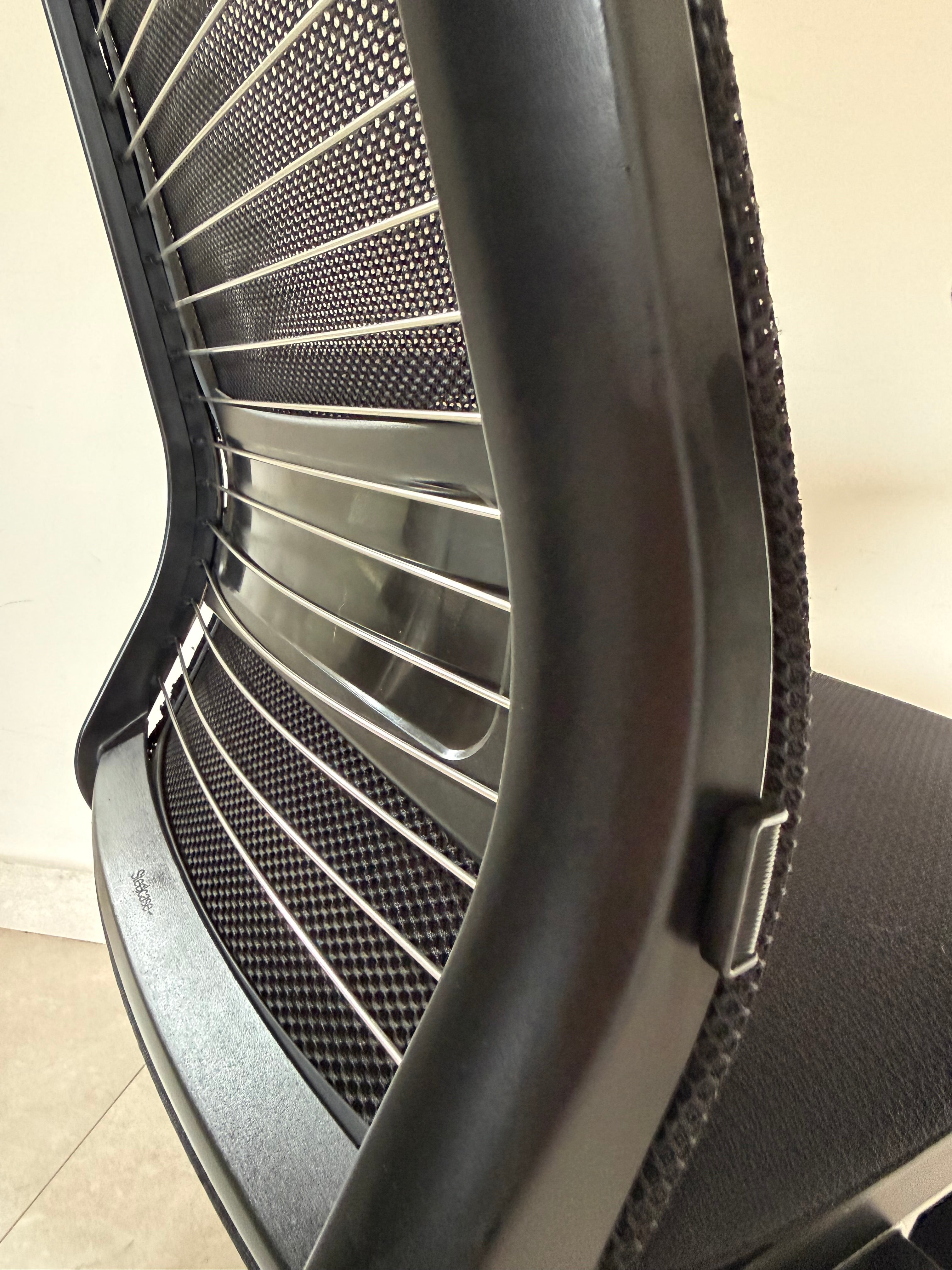 Silla Steelcase Think Preowned