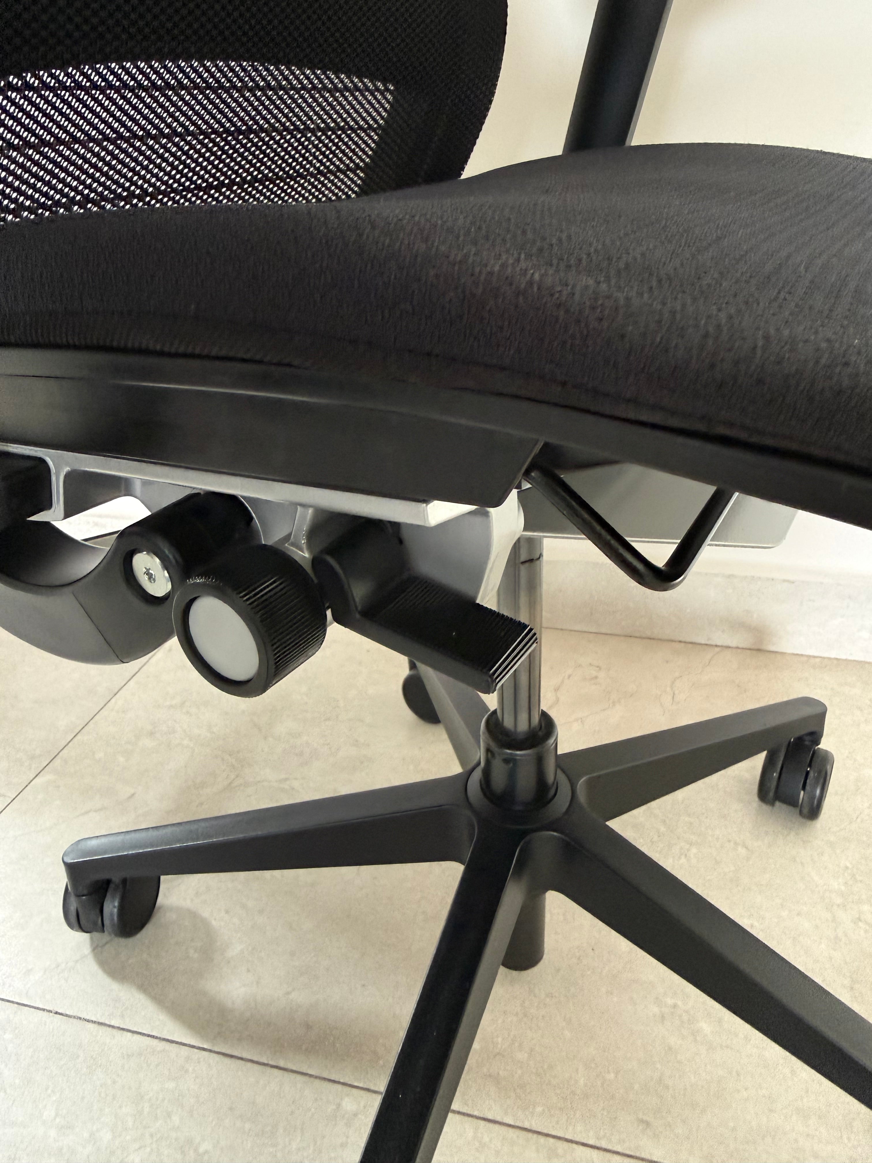 Silla Steelcase Think Preowned