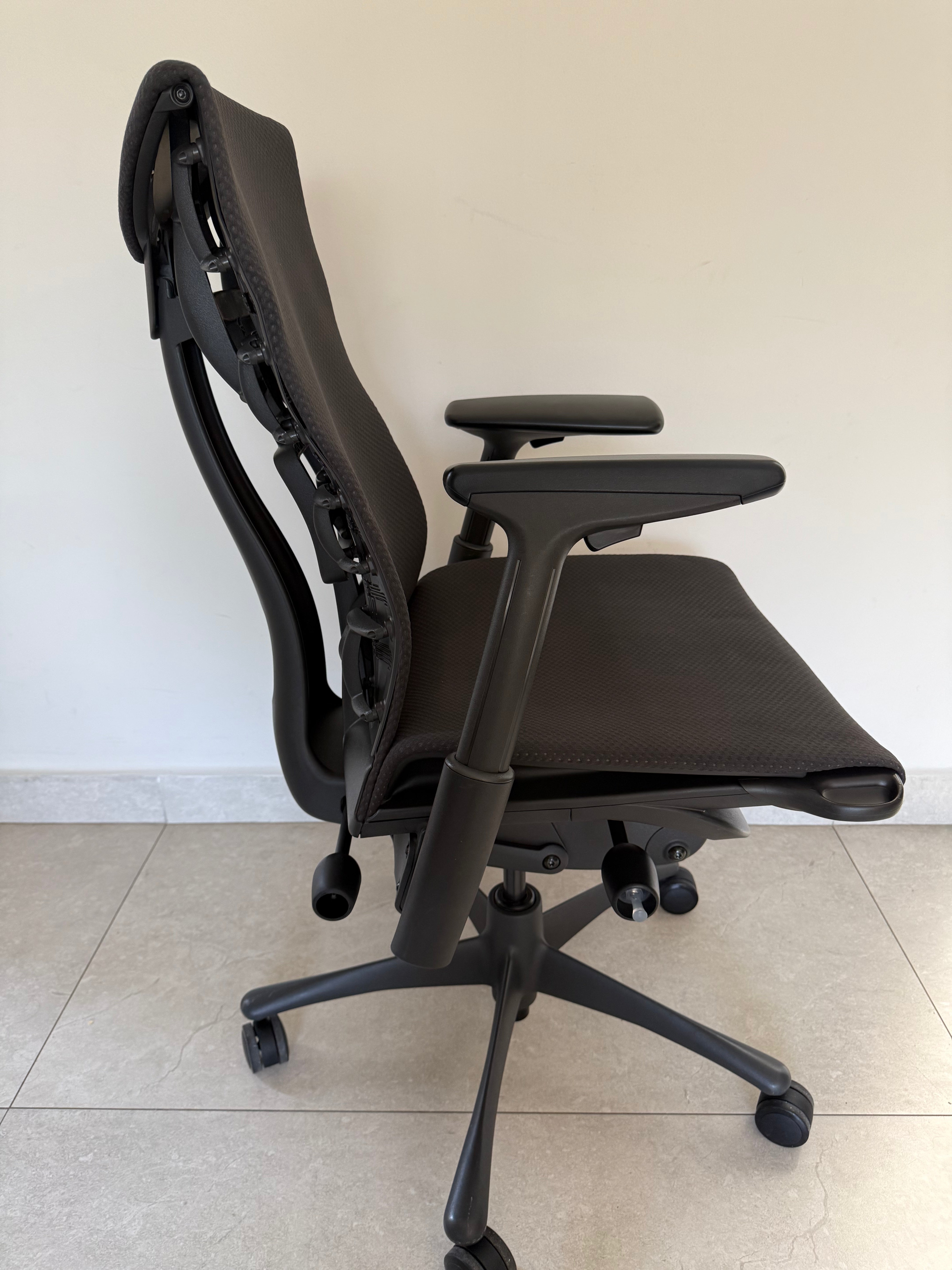 Detalle del asiento de la silla Embody Herman Miller