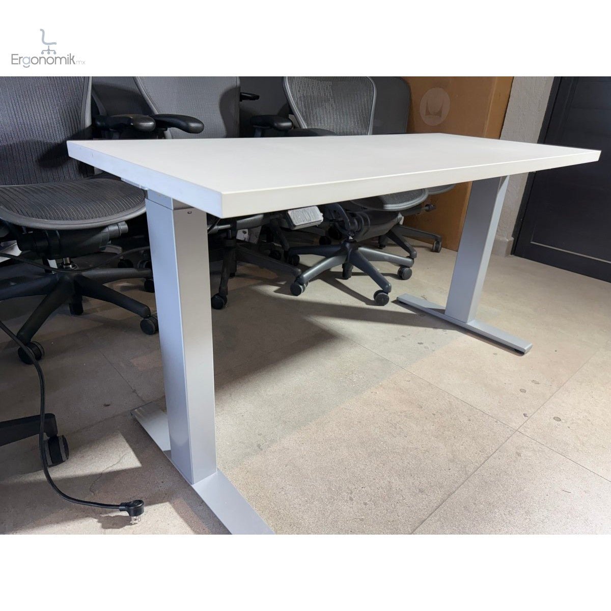 Escritorio Altura Ajustable Motia Herman Miller - Ergonomik escritorio Herman Miller