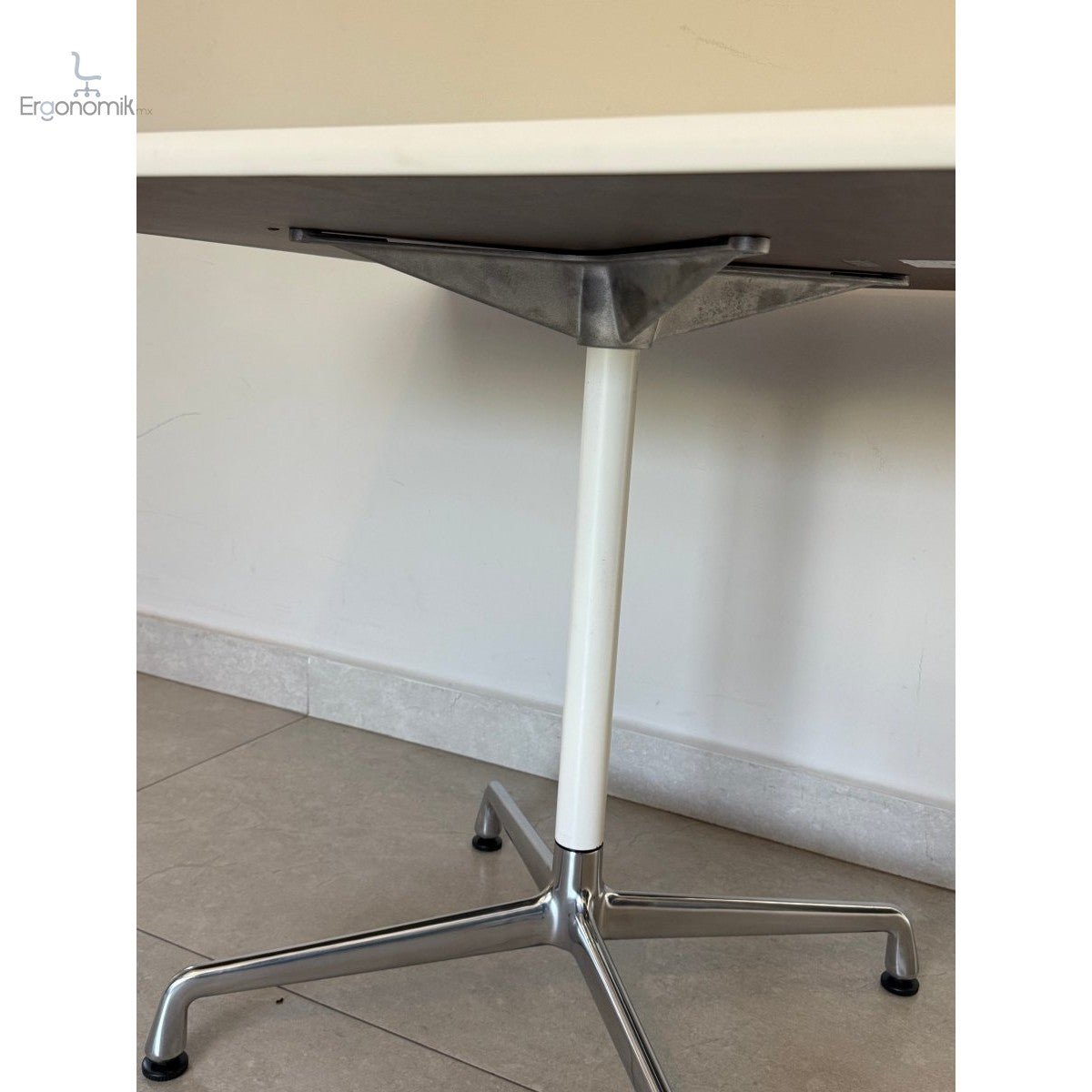 Mesa Eames 1x1 Herman Miller - Nueva - Ergonomik escritorio Herman Miller