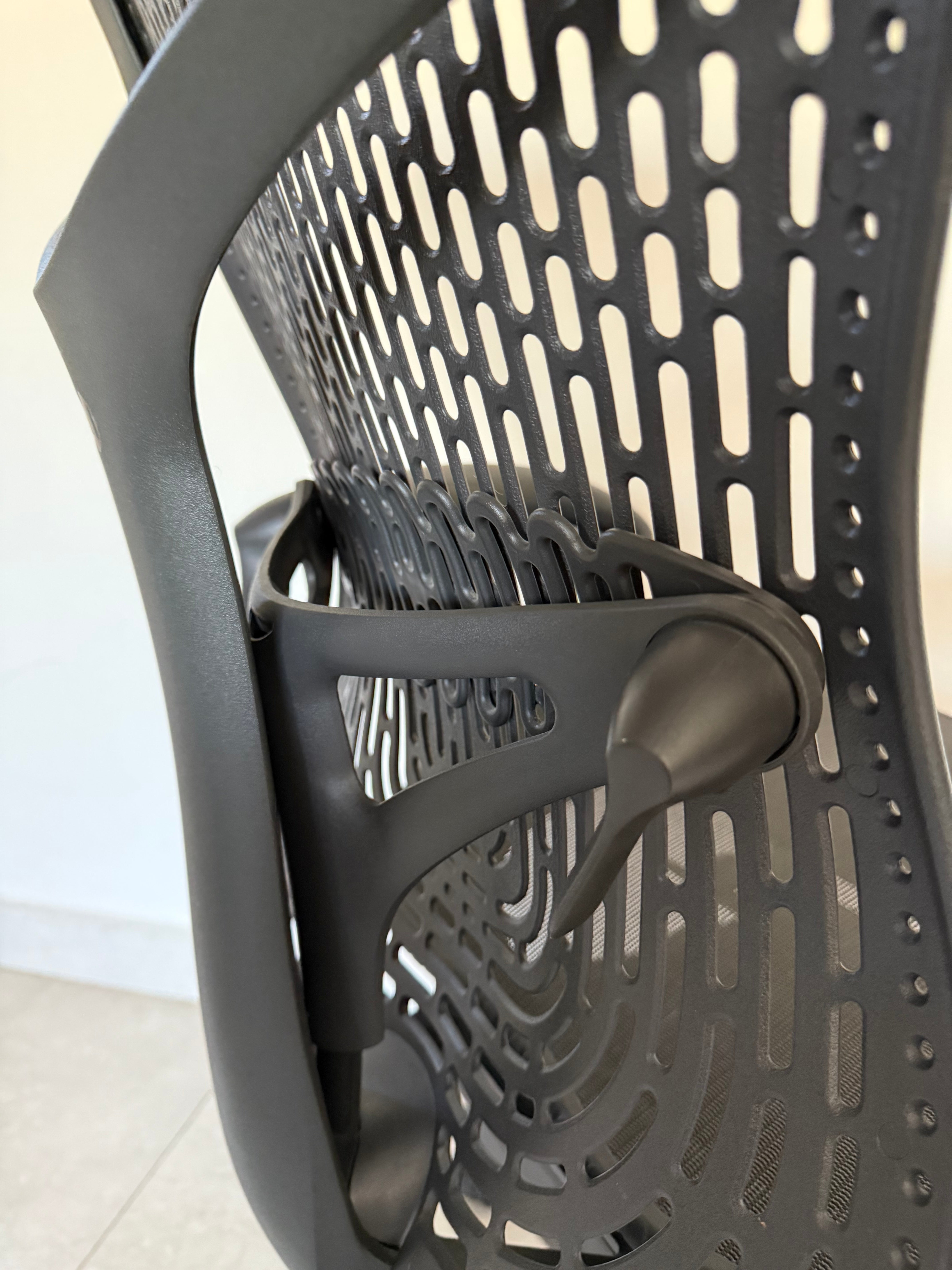 Vista completa de la silla equipada