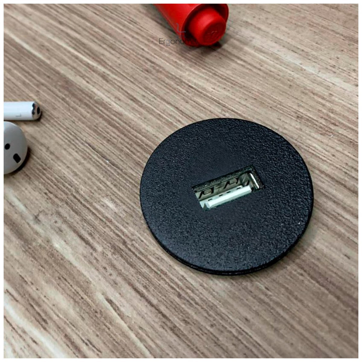 Multicontacto Split Nano 1 — LUMBRO - Ergonomik Multicontacto empotrable LUMBRO