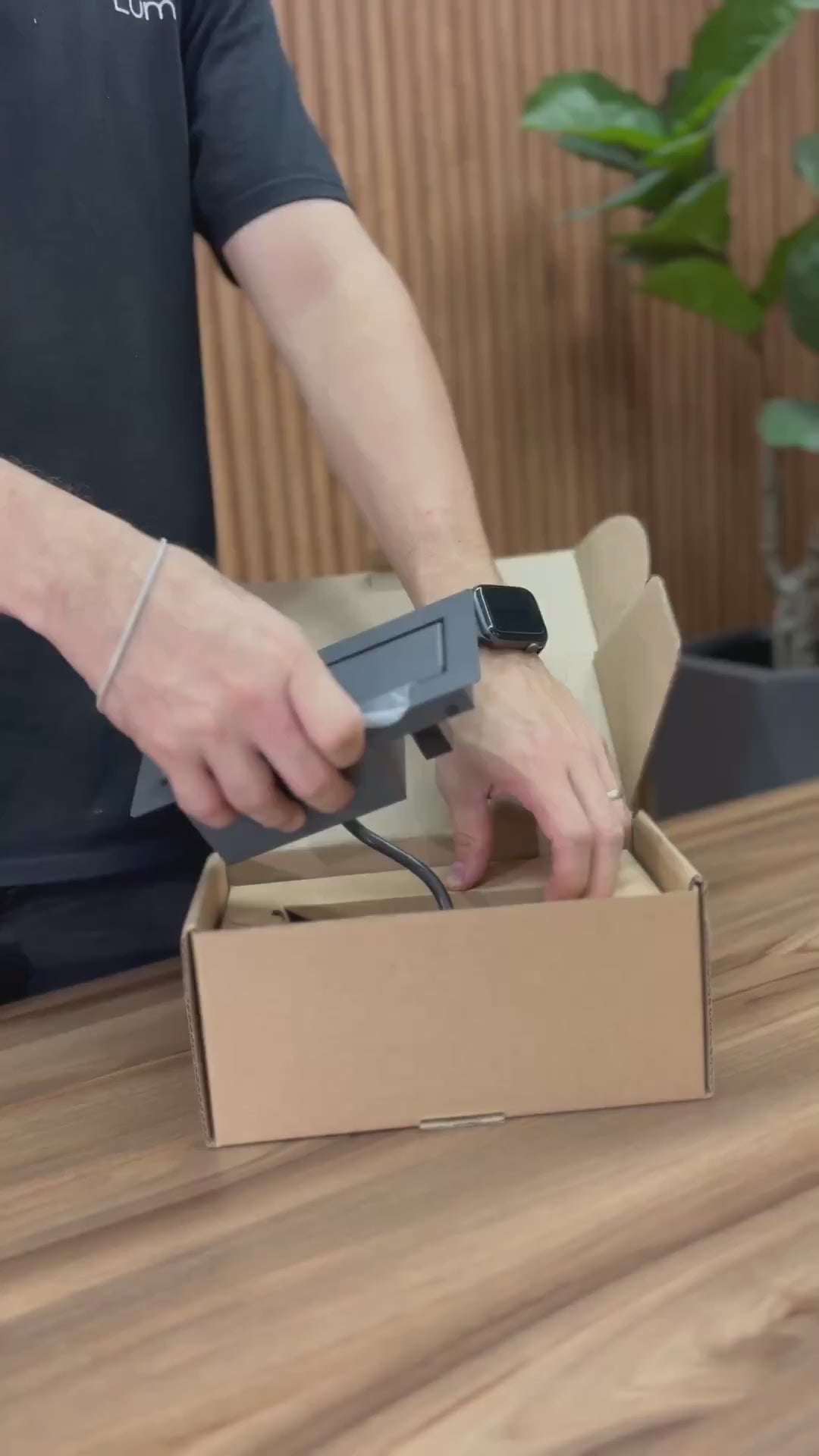 Multicontacto Empotrable Ibiza LUMBRO — unboxing | Ergonomik