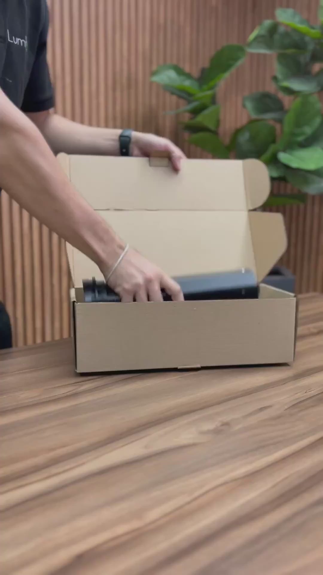 Multicontacto Empotrable Pisa LUMBRO — unboxing | Ergonomik