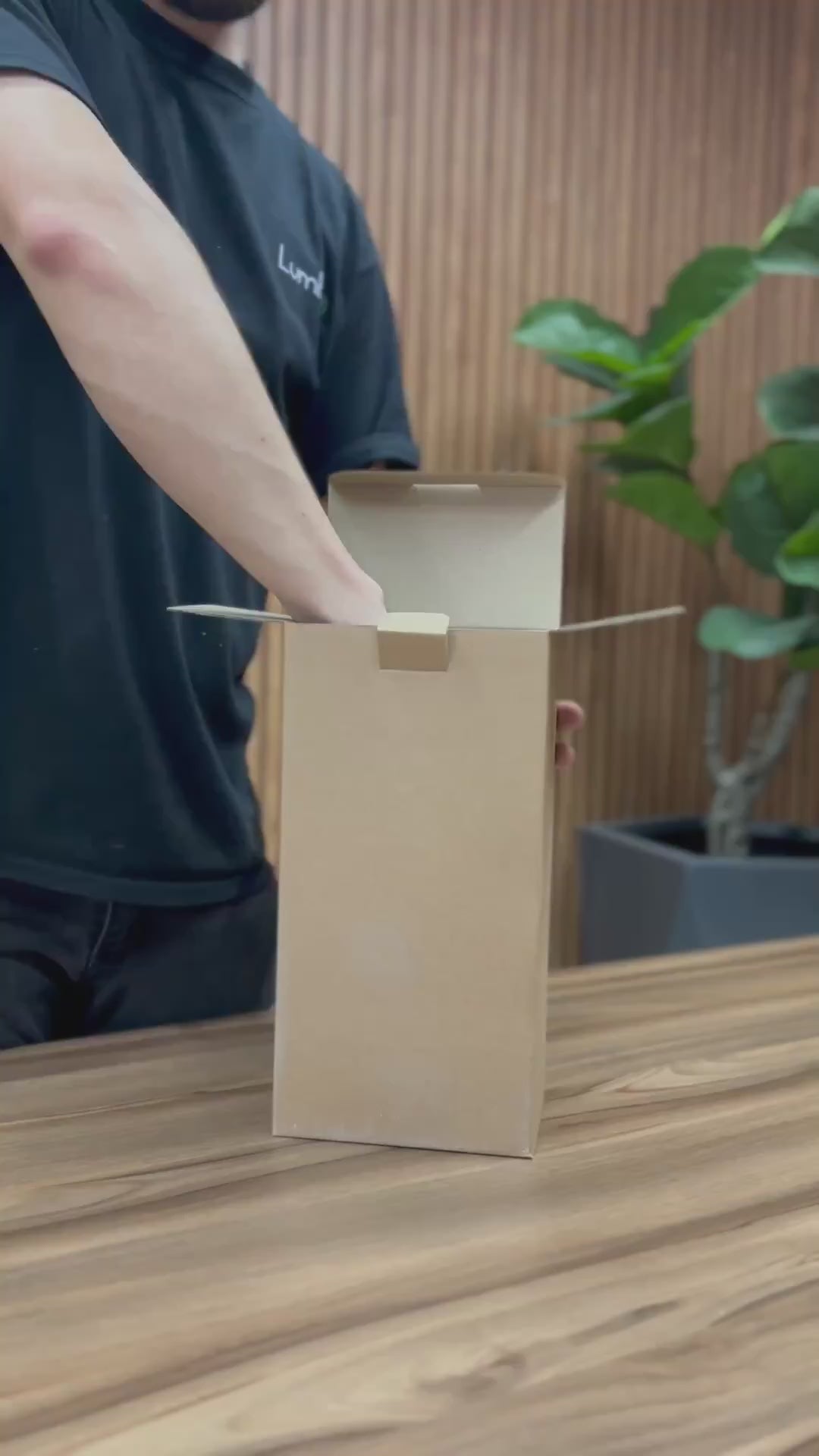 Pasacables Bari con Multicontacto LUMBRO — unboxing | Ergonomik