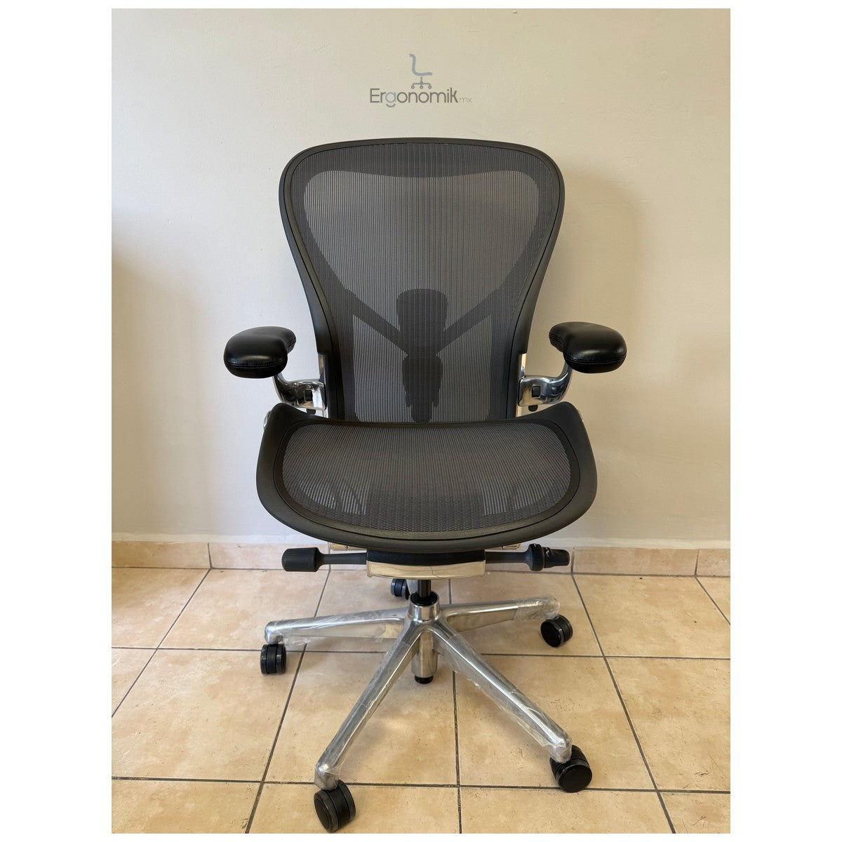 Silla Aeron Herman Miller Posture Fit Talla B Cromo - Nuevo | Muebles ergonomicos en Mexico | Ergonomik