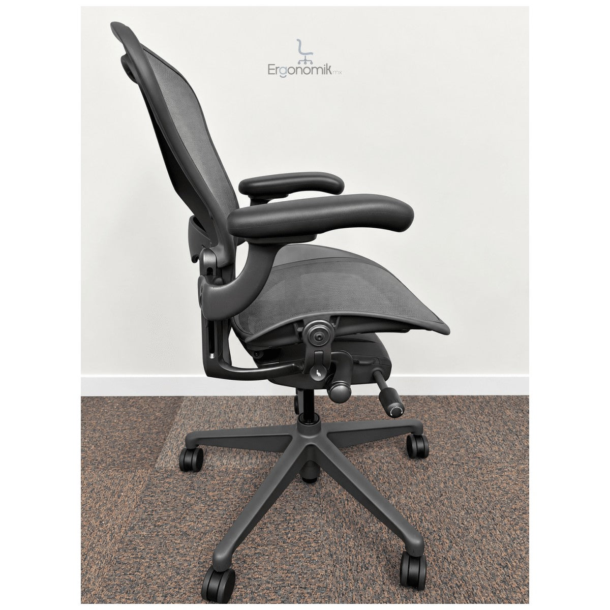 Silla Aeron Herman Miller Talla B Gris Bloqueo Brazos 3D | Muebles ergonomicos en Mexico | Ergonomik