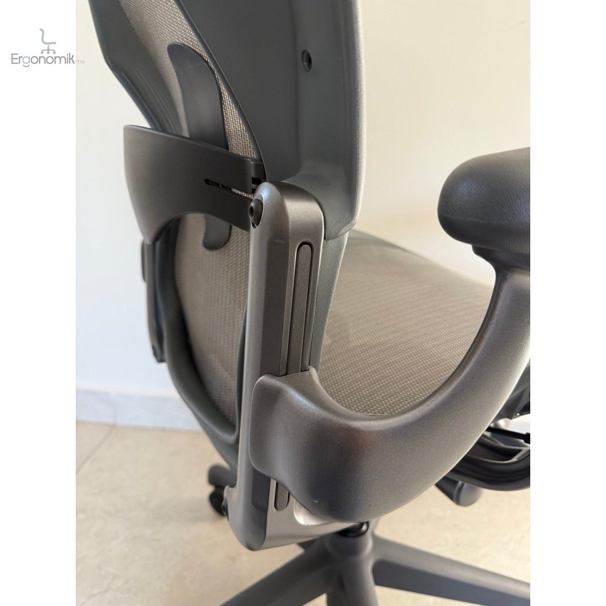Silla Aeron Herman Miller Talla B Gris - Preowned - Ergonomik silla ergonomica Herman Miller