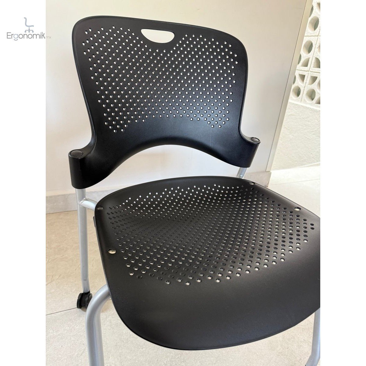 Silla Caper Negra Herman Miller de Exhibición - Ergonomik silla ergonomica Herman Miller