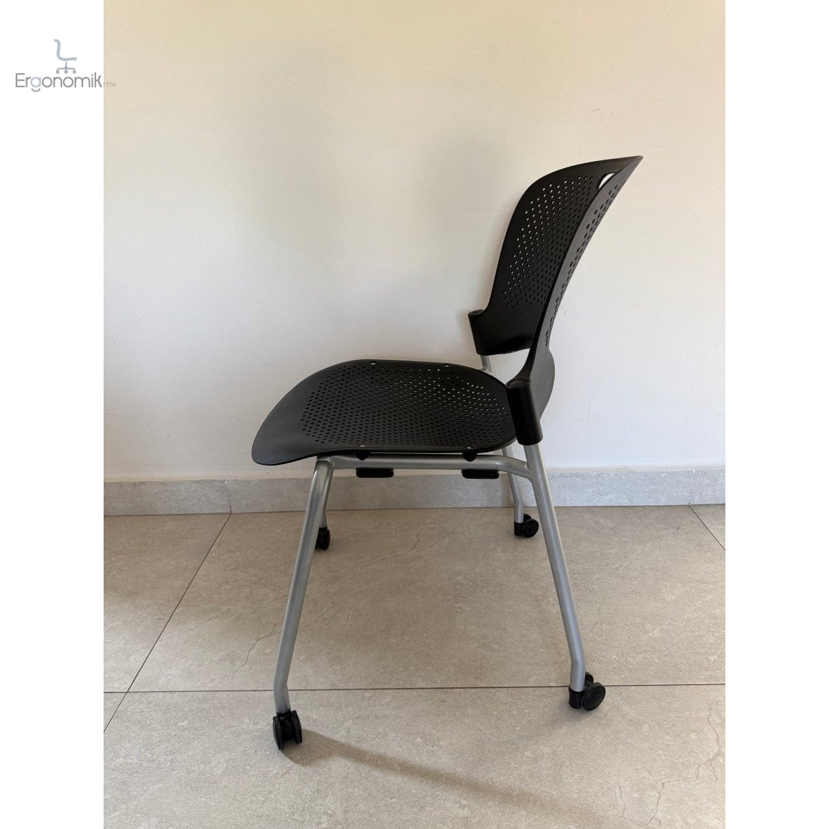 Silla Caper Negra Herman Miller de Exhibición - Ergonomik silla ergonomica Herman Miller