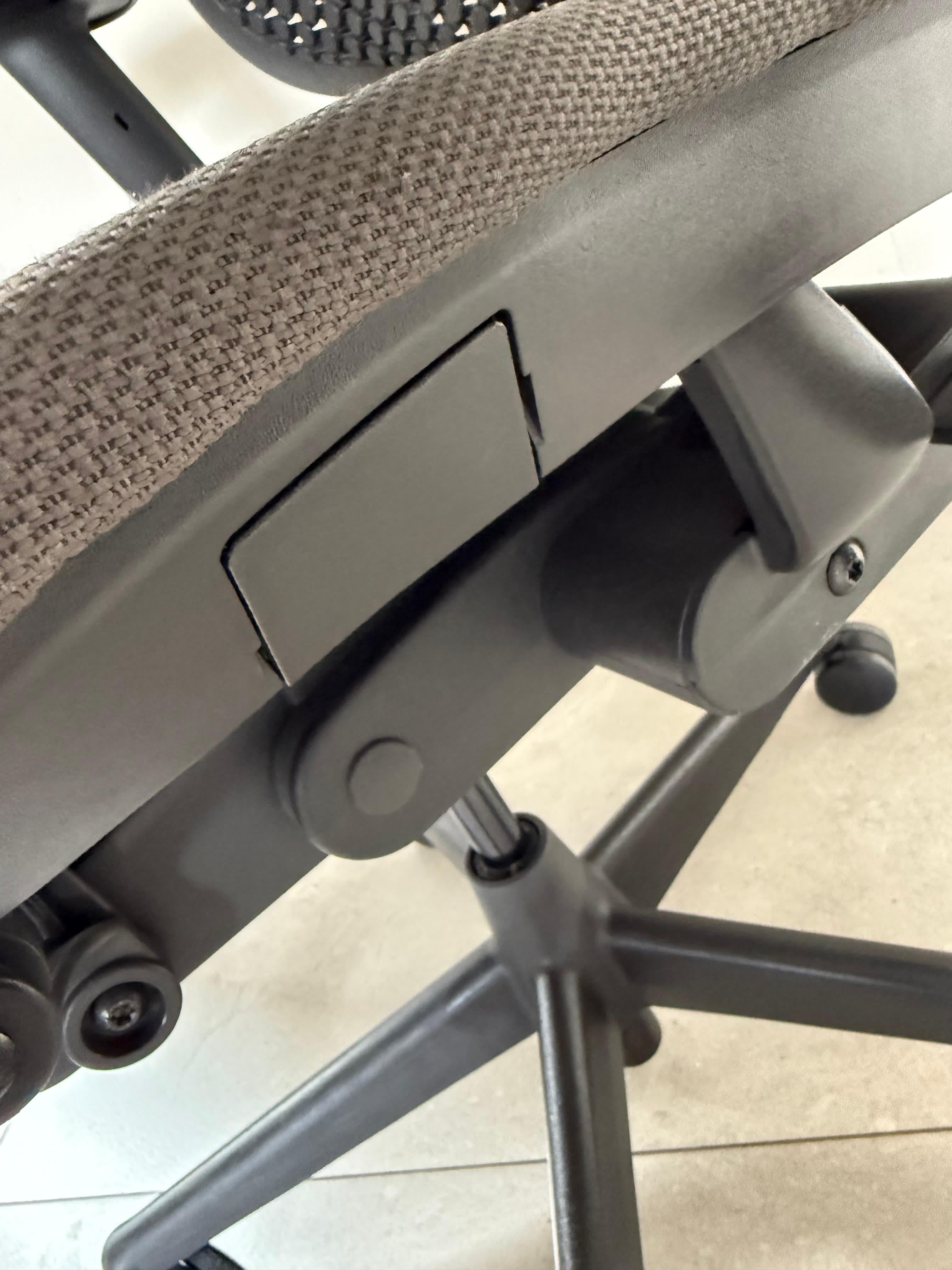 Base y ruedas resistentes de la silla Celle Herman Miller