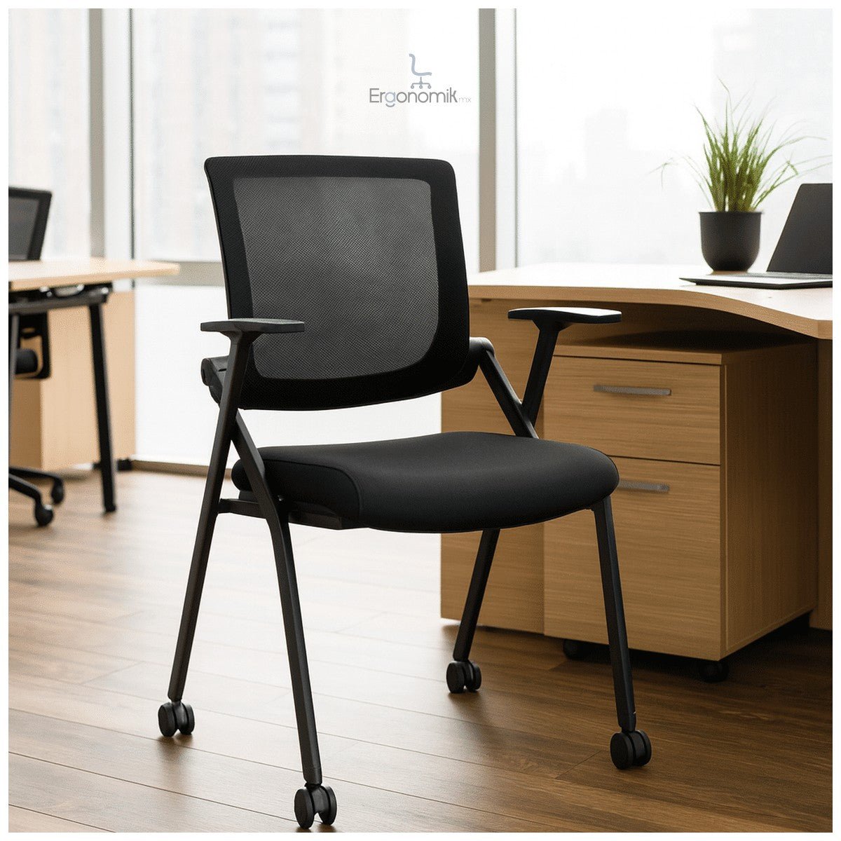 Silla de Visita N1 con ruedas en tela negra y mesh - Ergonomik silla OFIK