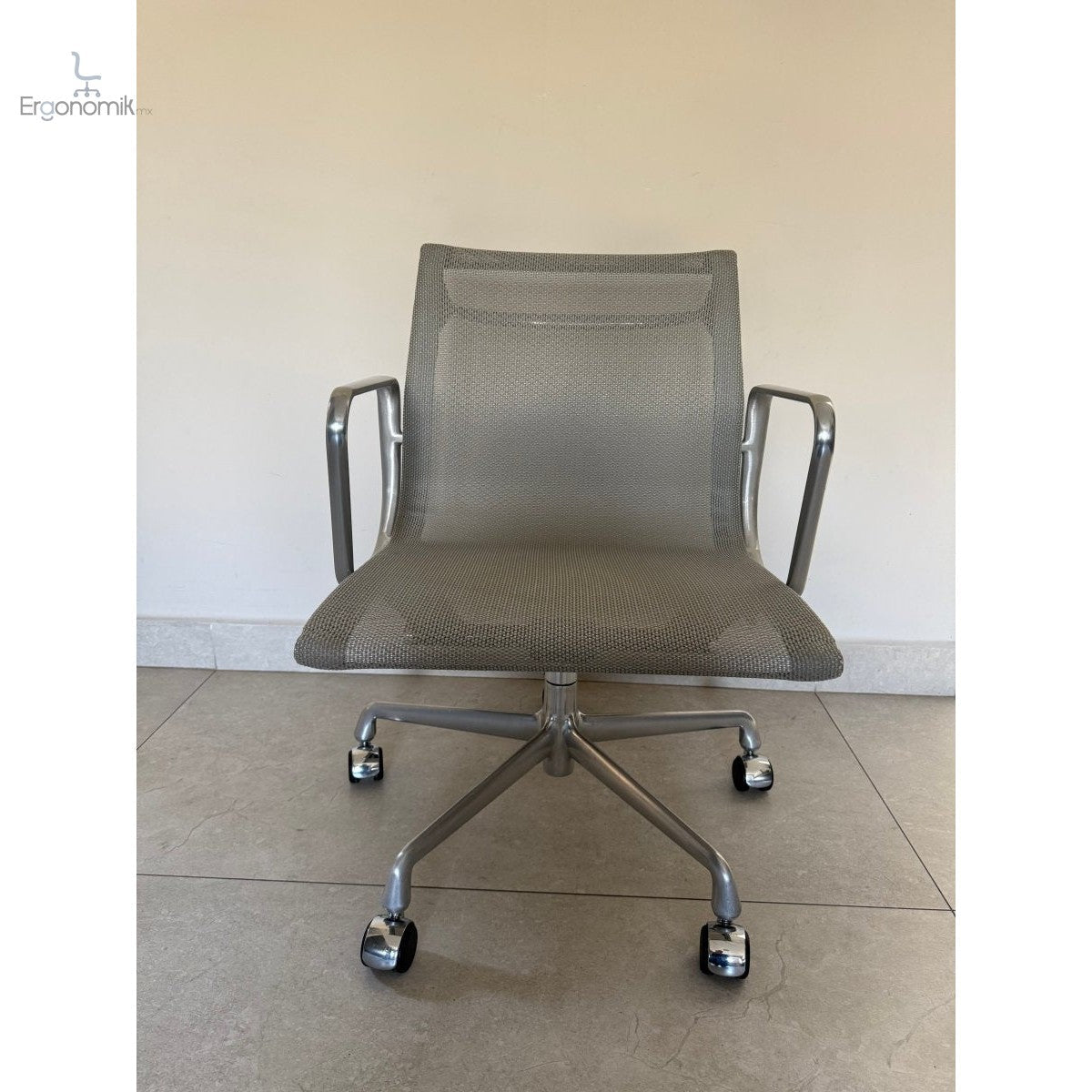 Silla Eames Malla Herman Miller - Exhibición - Ergonomik silla ergonomica Herman Miller