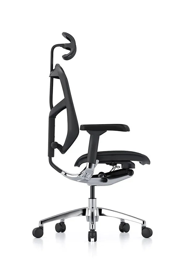 Silla en sala de juntas corporativa