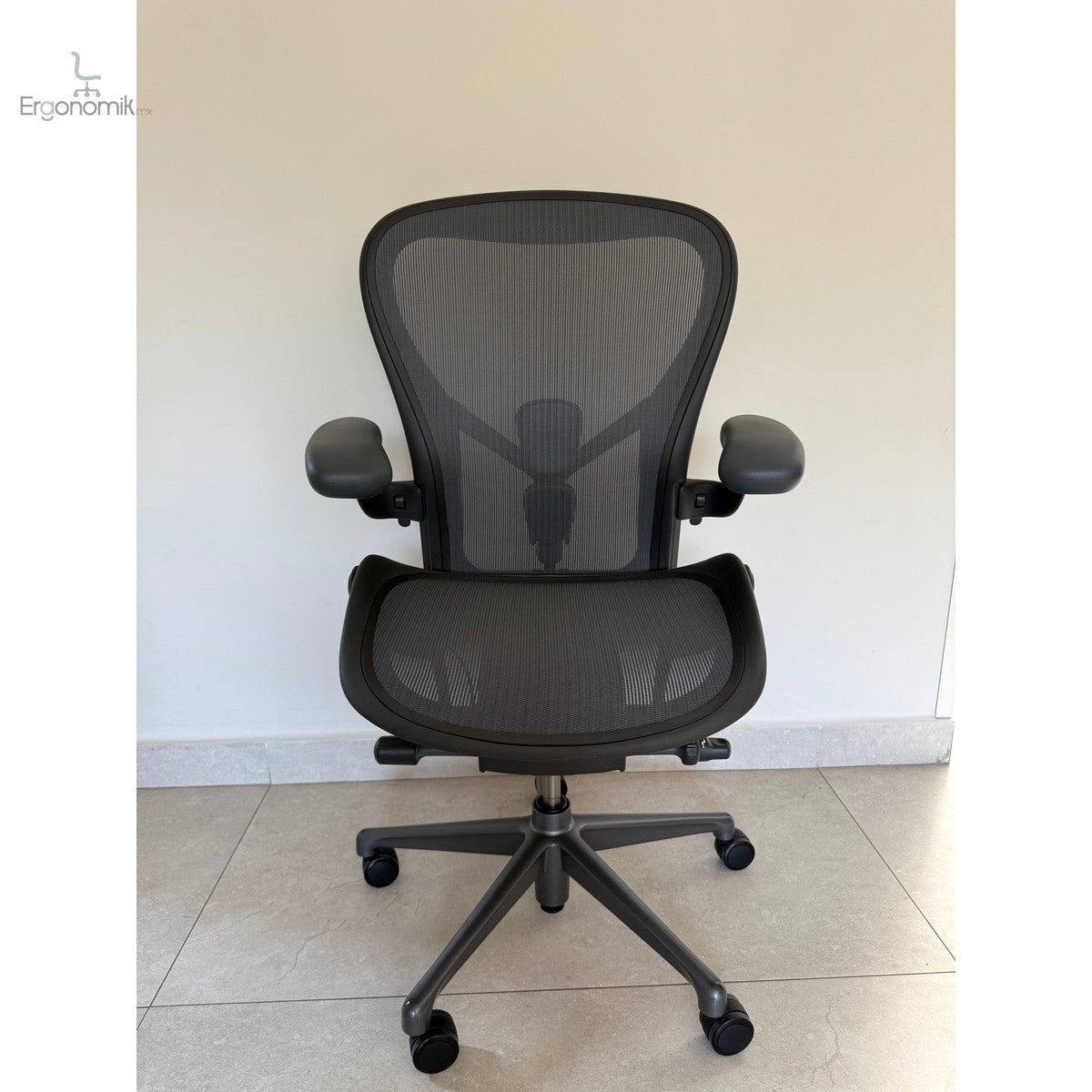 Silla Herman Miller Aeron Grafito Posture Fit SL talla C Equipada - Exhibición - Ergonomik silla ergonomica Herman Miller