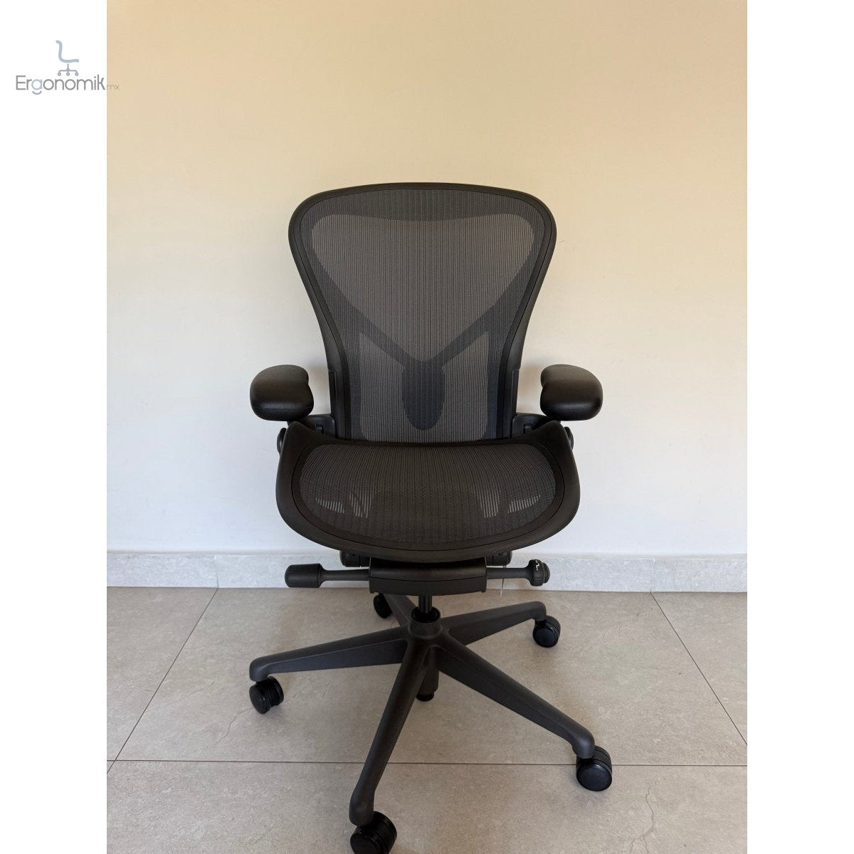 Silla Herman Miller Aeron Grafito Soporte Y Talla B - Exhibición - Ergonomik silla ergonomica Herman Miller