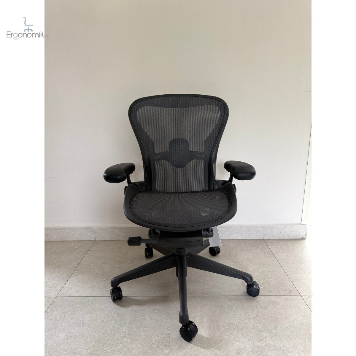 Silla Herman Miller Aeron Remastered Grafito talla B - Exhibición - Ergonomik silla ergonomica Herman Miller