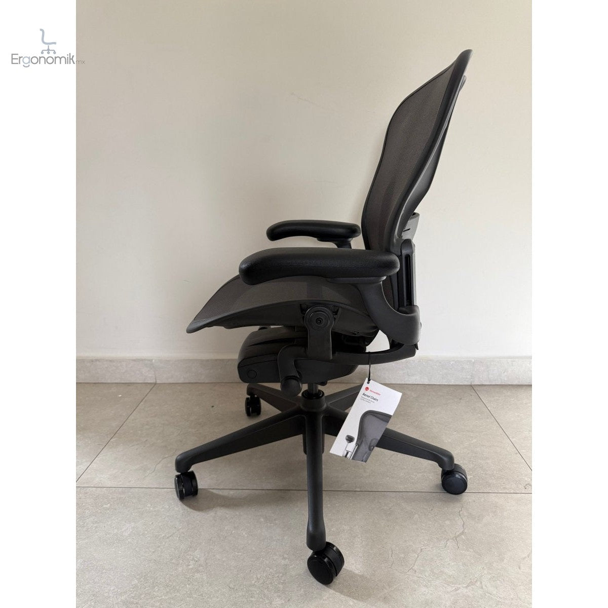 Silla Herman Miller Aeron Remastered Grafito talla B - Exhibición - Ergonomik silla ergonomica Herman Miller