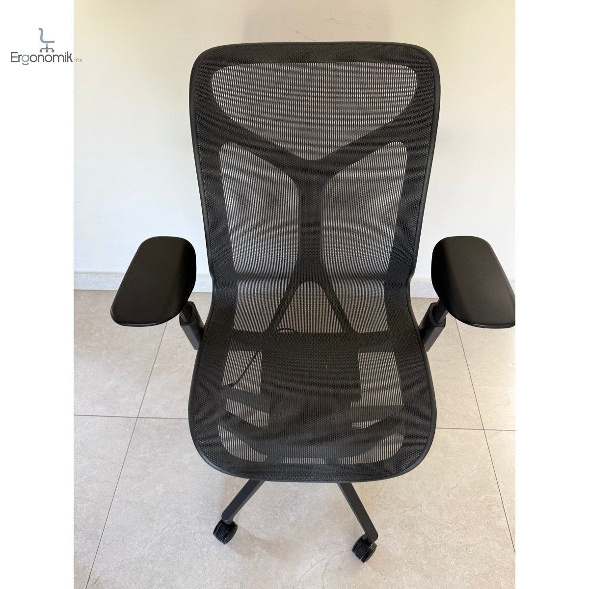 Silla Herman Miller Cosm Media Brazo Ajustable - Exhibición - Ergonomik silla ergonomica Herman Miller