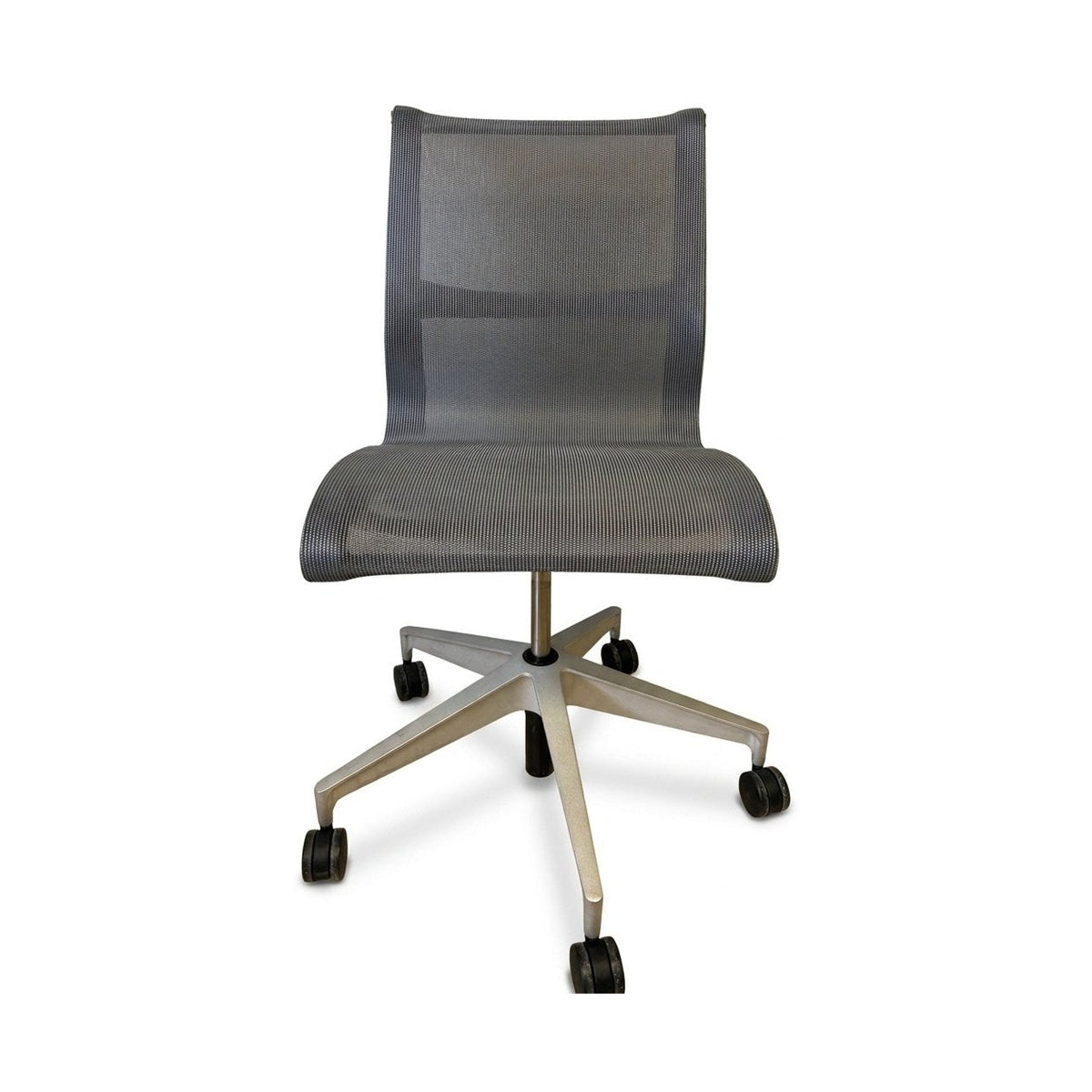Silla Herman Miller Setu Gris Claro Sin Brazos - Preowned - Ergonomik Silla de Oficina Herman Miller
